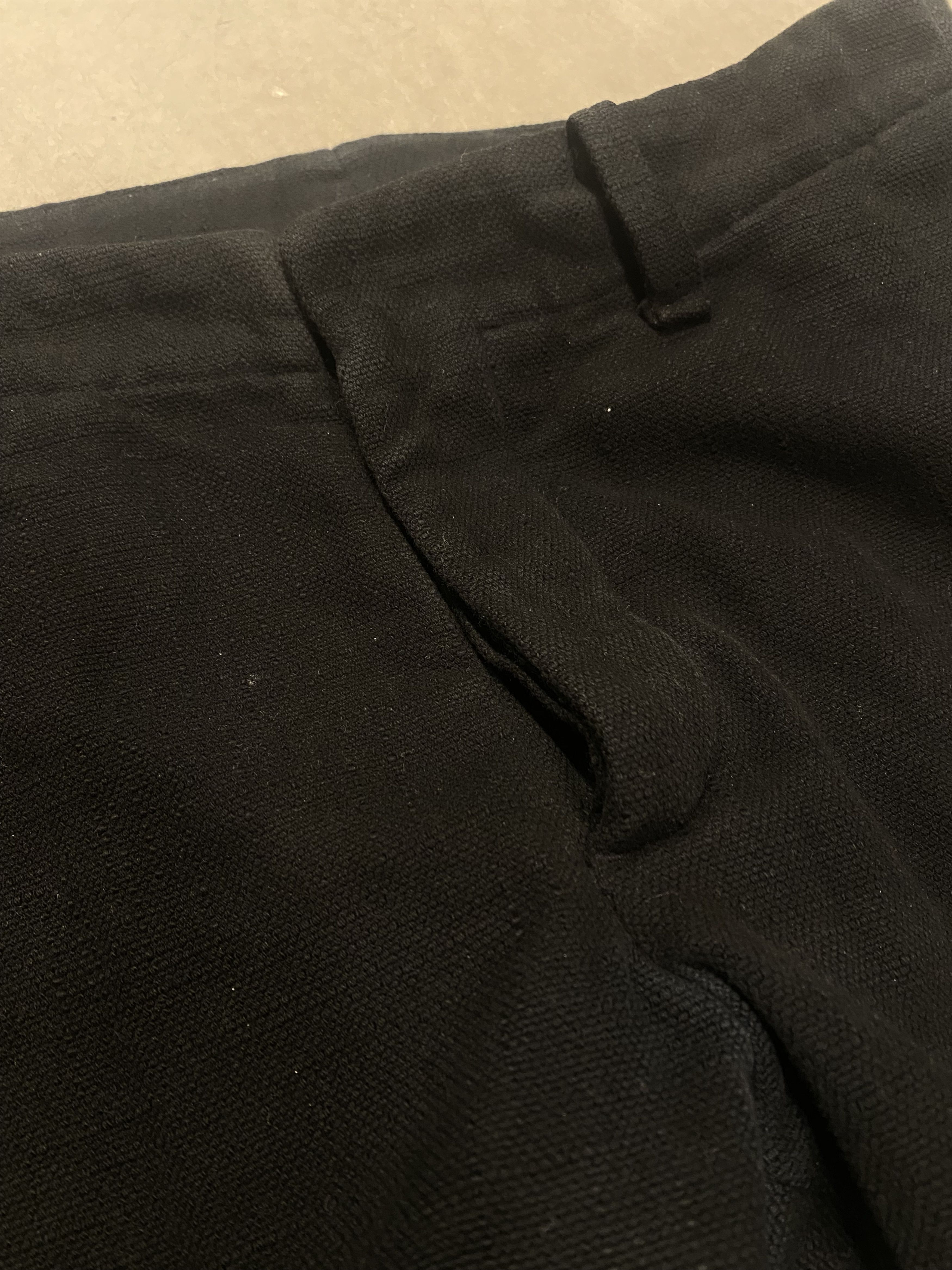 Zam Barrett Black Cropped Pants Size US 32 / EU 48 - 5 Thumbnail