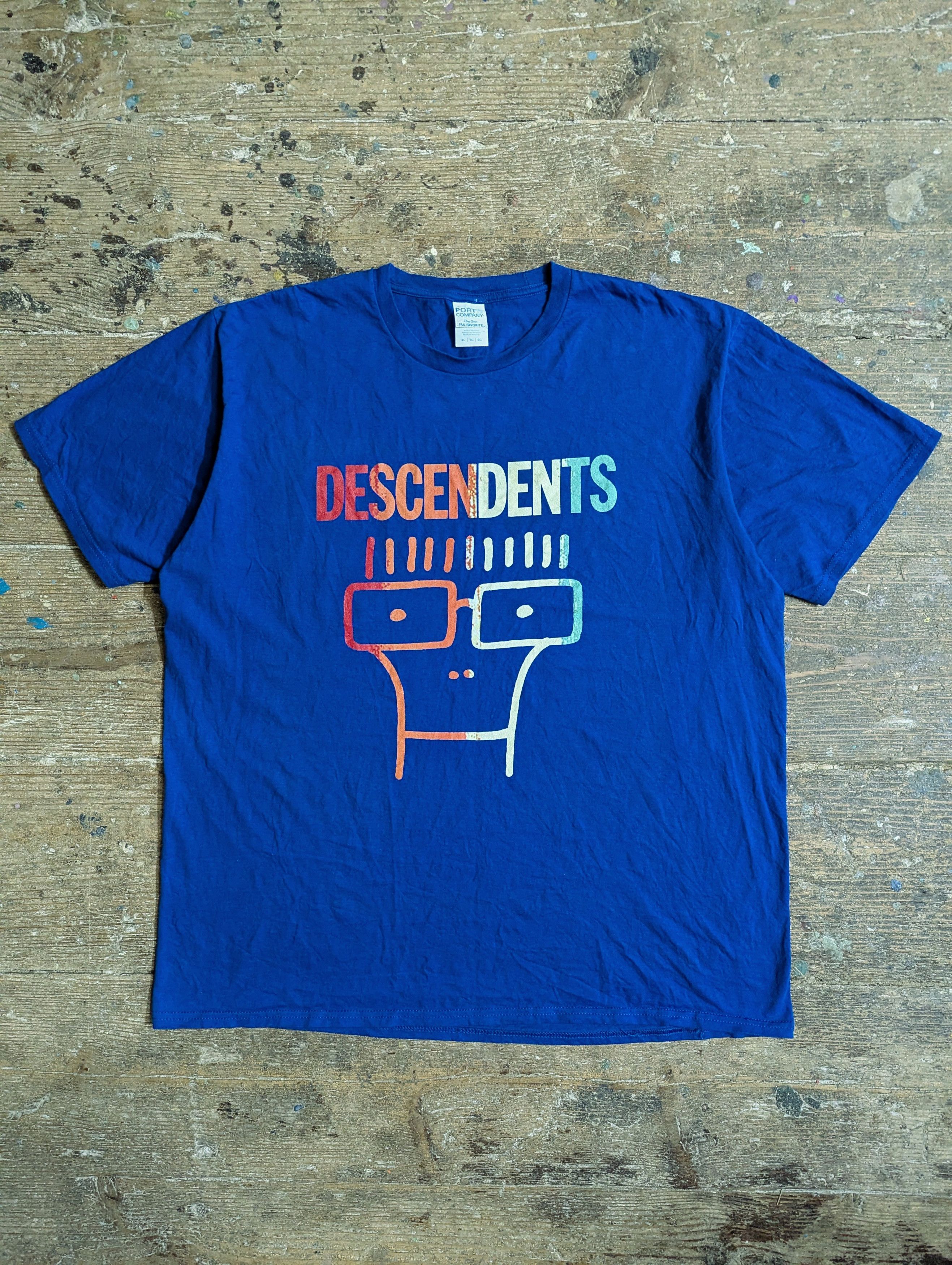 Band Tees 00s Descendants Milo Gradient Logo T Shirt Size US XL / EU 56 / 4 - 1 Thumbnail