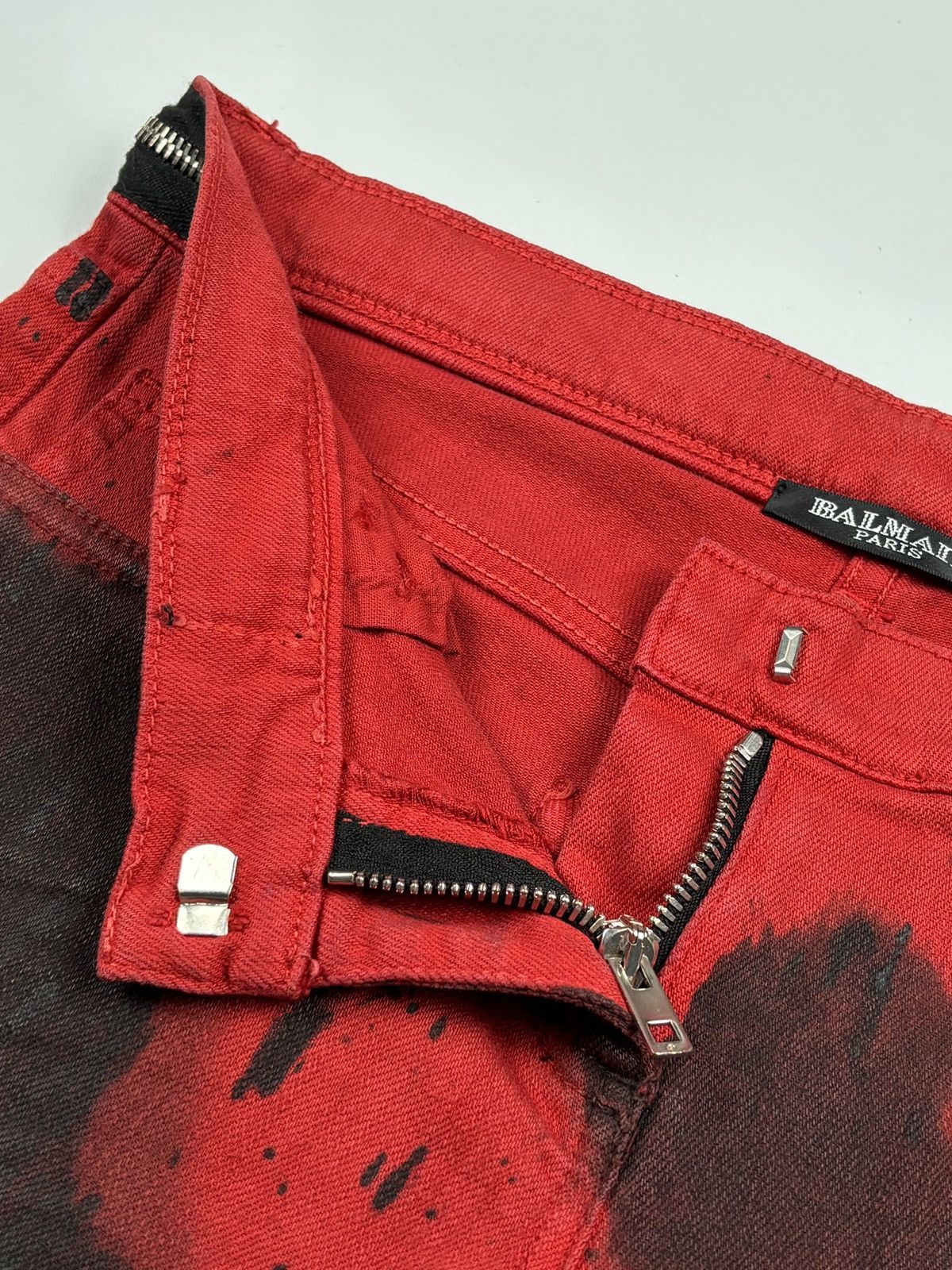 Balmain S/S 2011 Christophe Decarnin Red Washed-out Biker Jeans Size 30" / US 8 / IT 44 - 8 Thumbnail