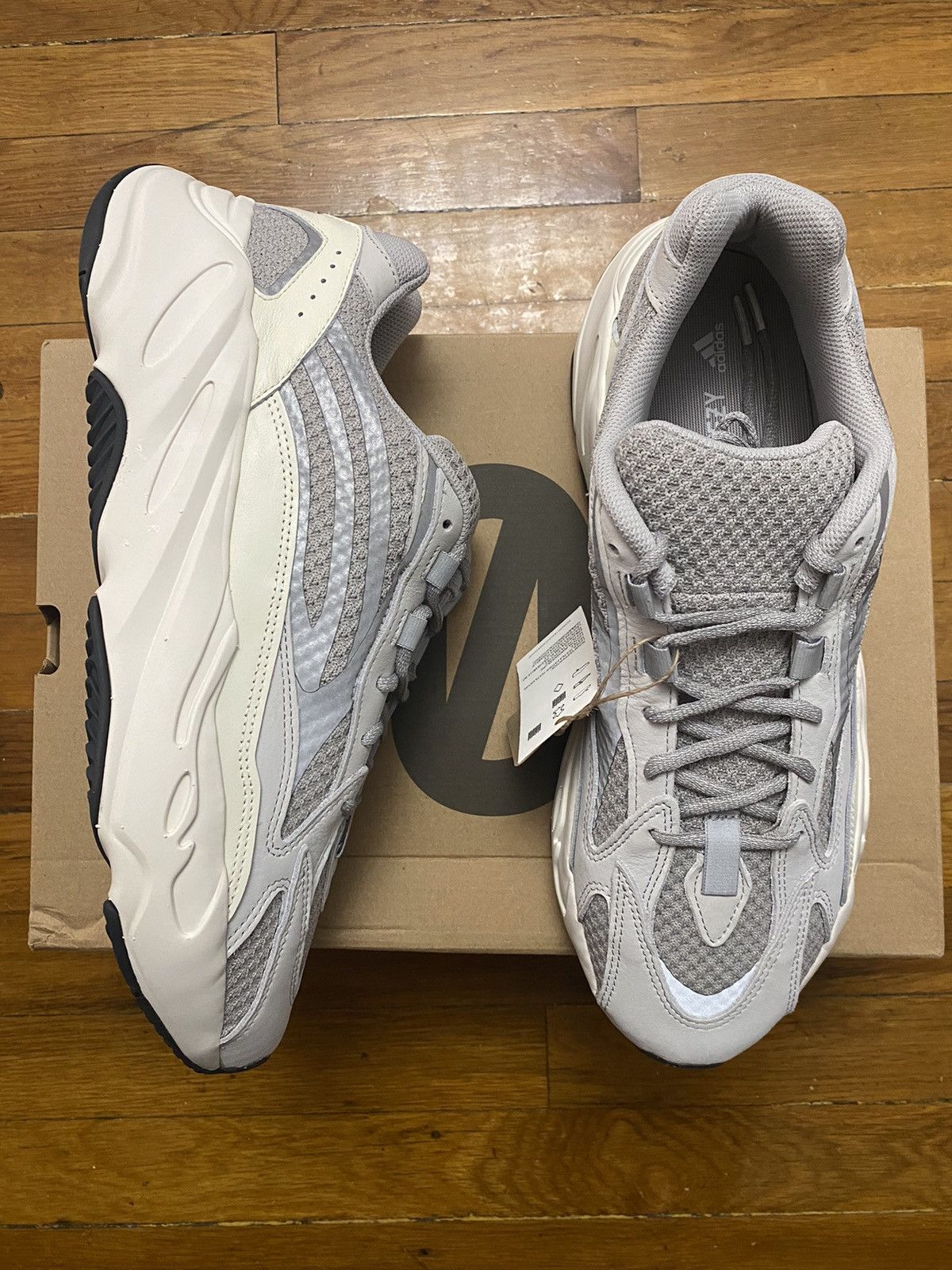 Kanye west yeezy static online
