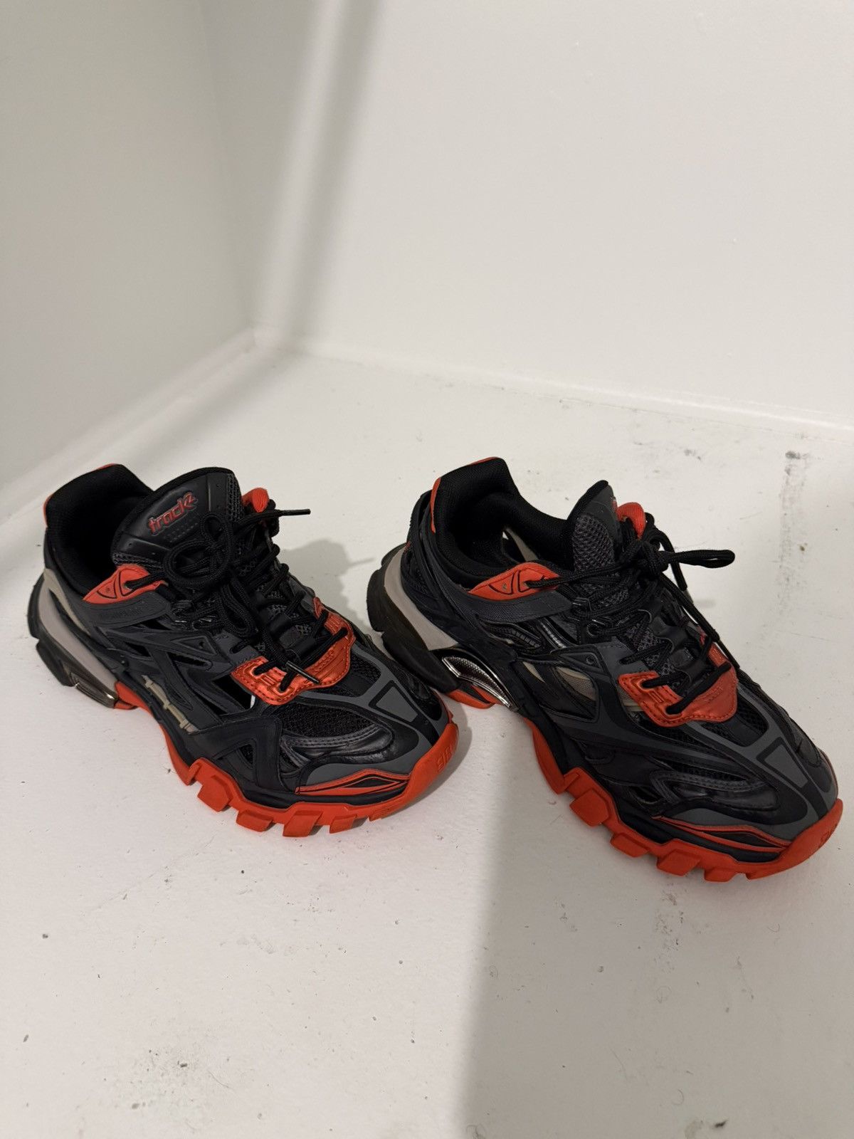 Balenciaga Balenciaga Track.2 black/red | Grailed