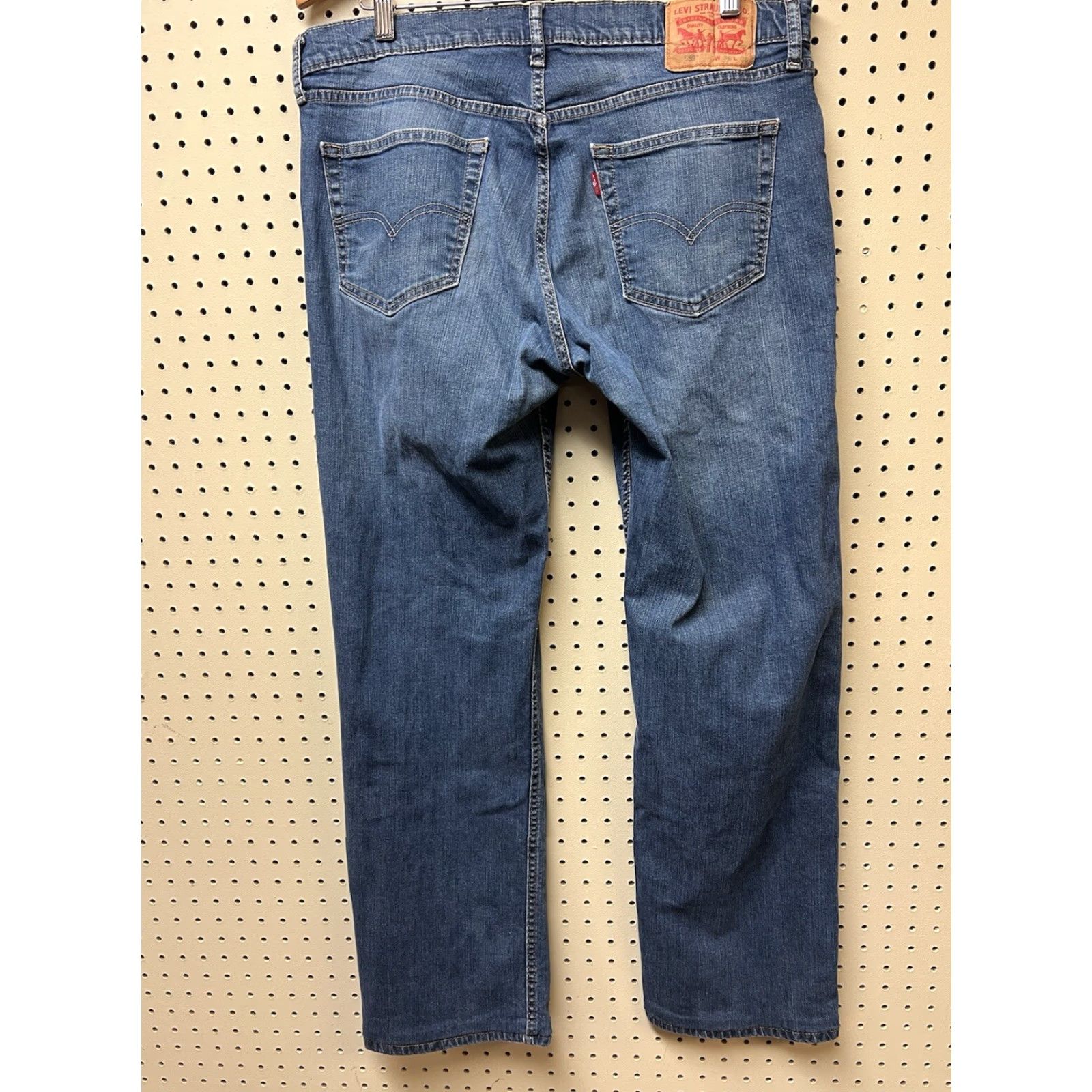 Levi's Levi's 559 Jeans Mens 35x30 Blue Denim Straight Relaxed Regular Fit 559 Model Vintage No Size US 35 - 2 Thumbnail
