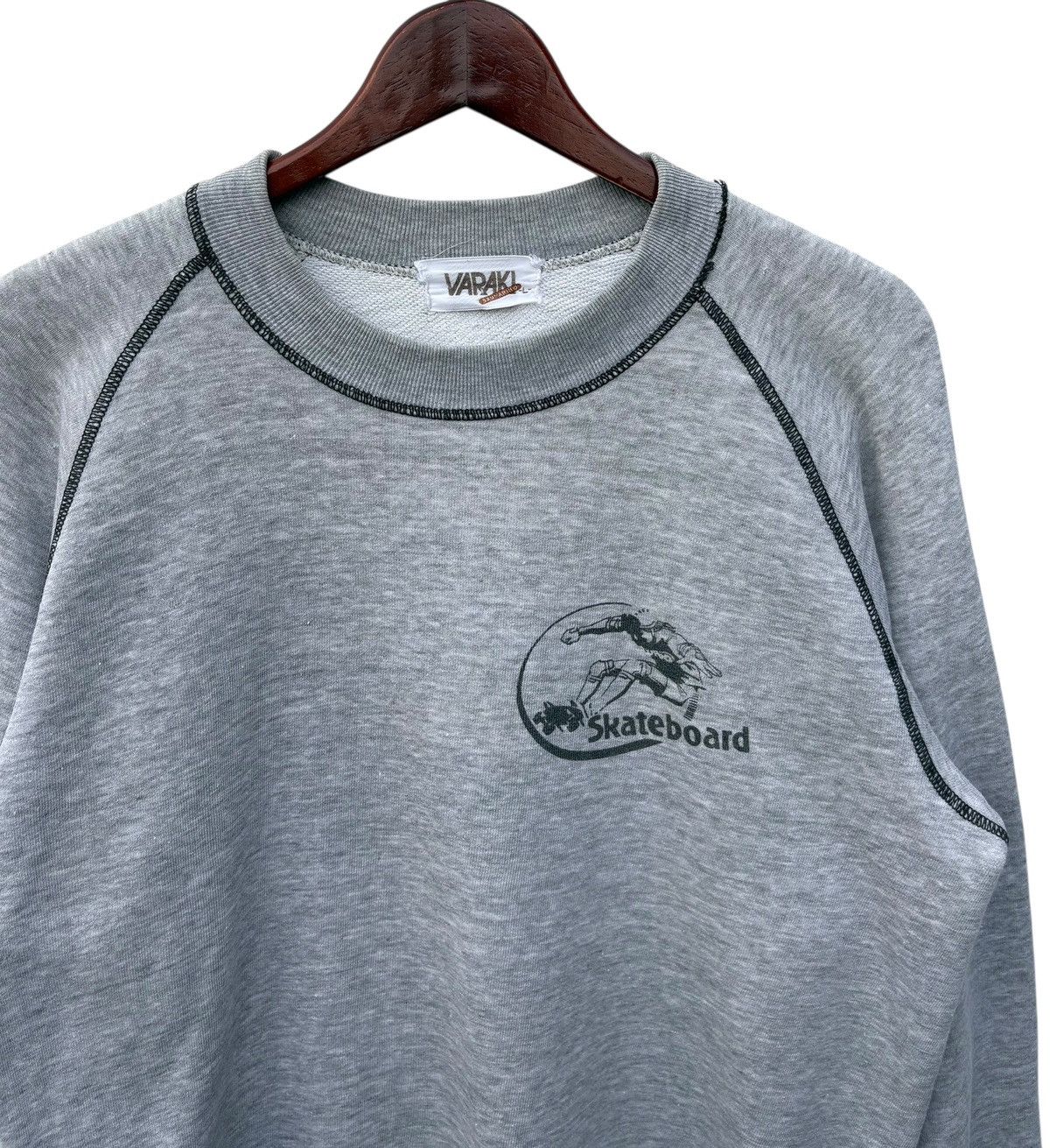 Vintage Vintage Skates Sweatshirt Skateboard Pullover Size US M / EU 48-50 / 2 - 4 Thumbnail