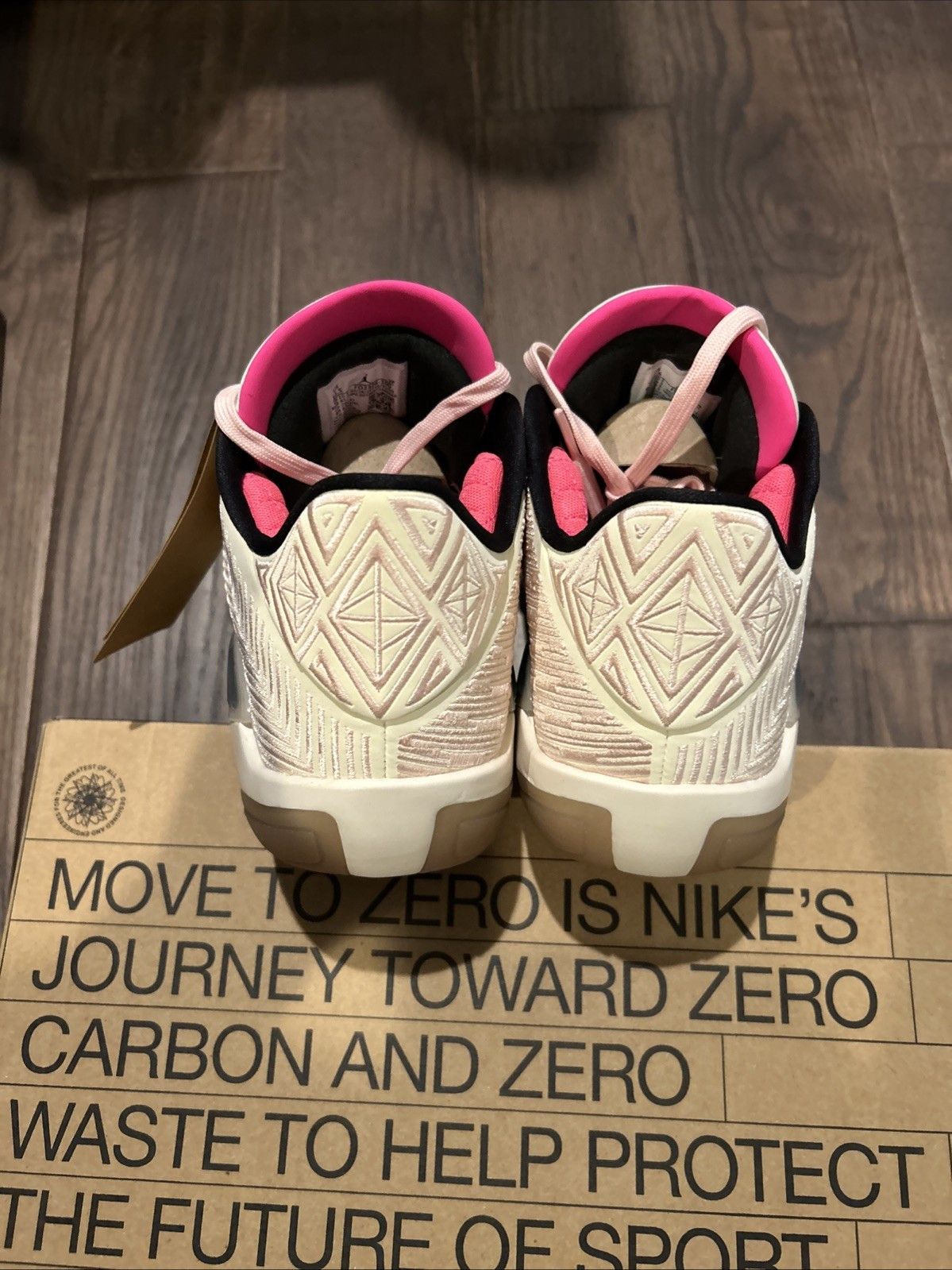 Jordan Brand Jordan XXXVIII 38 Low Basketball Shoes Men's Size 11.5 Size US 11.5 / EU 44-45 - 5 Thumbnail