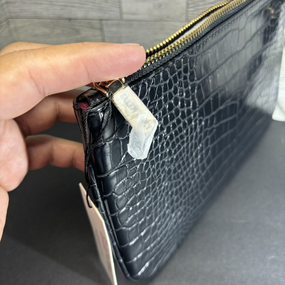 Ellen Tracy Ellen Tracey The Croco collection Wristlet NWT Size ONE SIZE - 6 Thumbnail