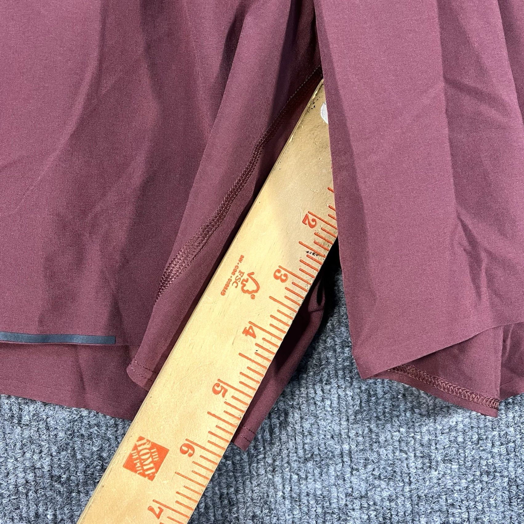 Lululemon Lululemon Surge Shorts 6” Mens Medium Lined Red Running Gym Barrys Training Athletic | Mens | 6 in Inseam | Polyester Blend | Drawstring | Solid Size US 31 - 4 Thumbnail