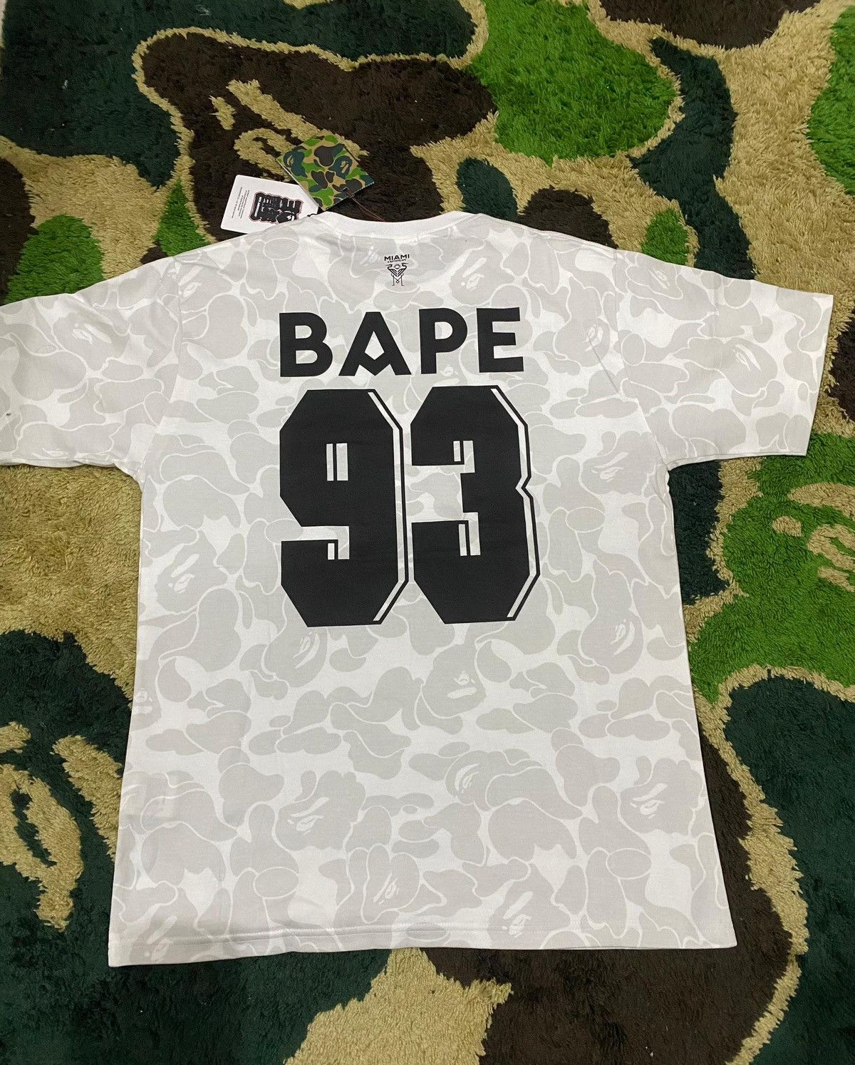 Bape BAPE x INTER MIAMI CF CAMO TEE Size US L / EU 52-54 / 3 - 2 Thumbnail