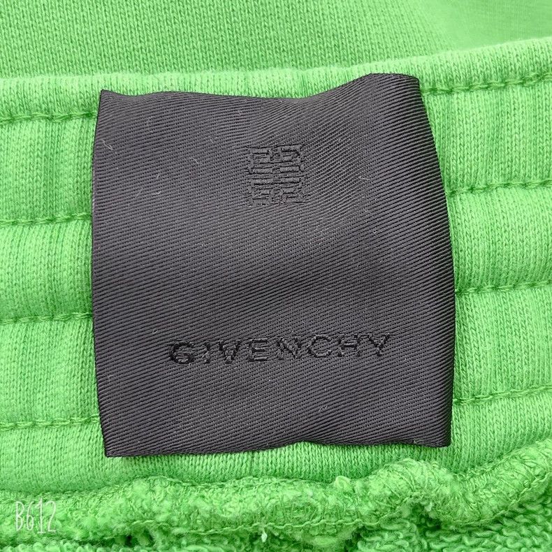 Givenchy Givenchy SizeL Shorts / Size L / Xspa2357 Size US 29 - 4 Thumbnail