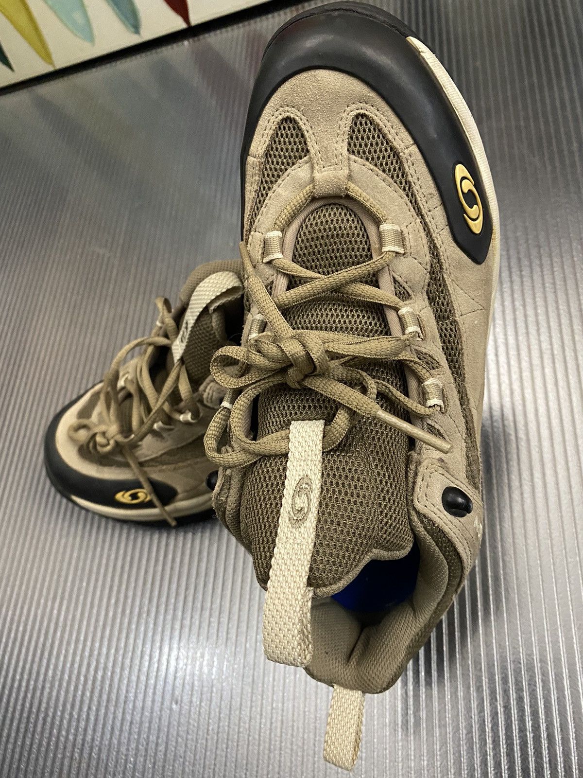 Salomon Salomon women’s expert low khaki suede trail hikers 9 Size US 9 / IT 39 - 8 Thumbnail