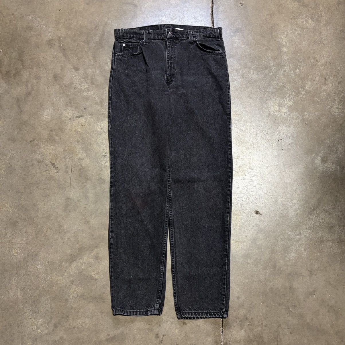 Levi's Vintage 90a Levis 550 Orange Tab Denim Jeans Relaxed Fit USA Size US 36 / EU 52 - 1 Thumbnail