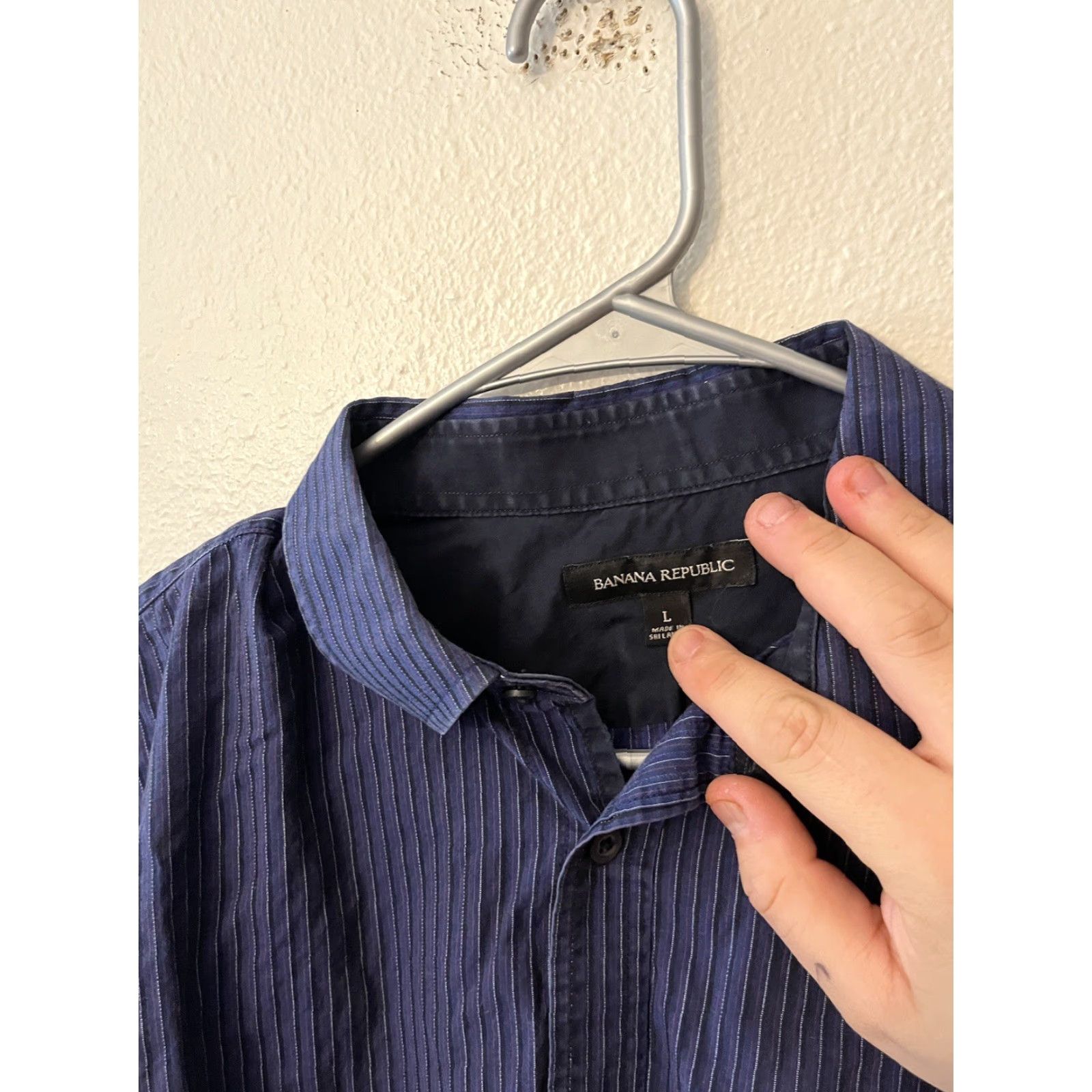 Banana Republic Banana Republic Button-Up Shirt Mens Size Large Blue Striped L Size US L / EU 52-54 / 3 - 2 Thumbnail