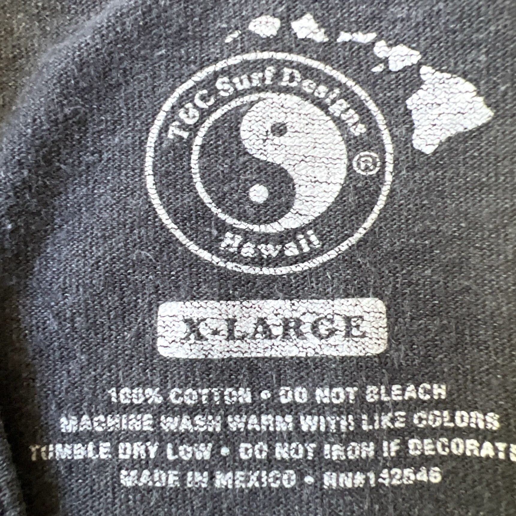 ALOHAS VINTAGE T&C Surf Designs Hawaii Tank Top Shirt XL Men Black Graphic Print Surfer Logo Double-Sided 2020s Crew Neck Sleeveless T-Shirt Shirt Size US XL / EU 56 / 4 - 5 Thumbnail
