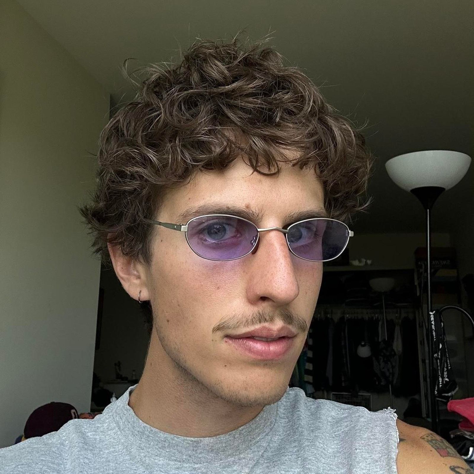 Vintage Vintage 90s 00s Purple Basic Silver Oval Round Sunglasses Size ONE SIZE - 2 Thumbnail