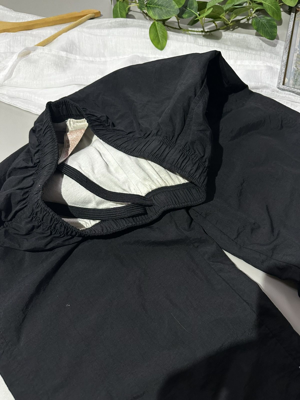 Nike VTG Nike Nylon Drill Black Track Pants Mens Size M Size US 32 / EU 48 - 9 Thumbnail