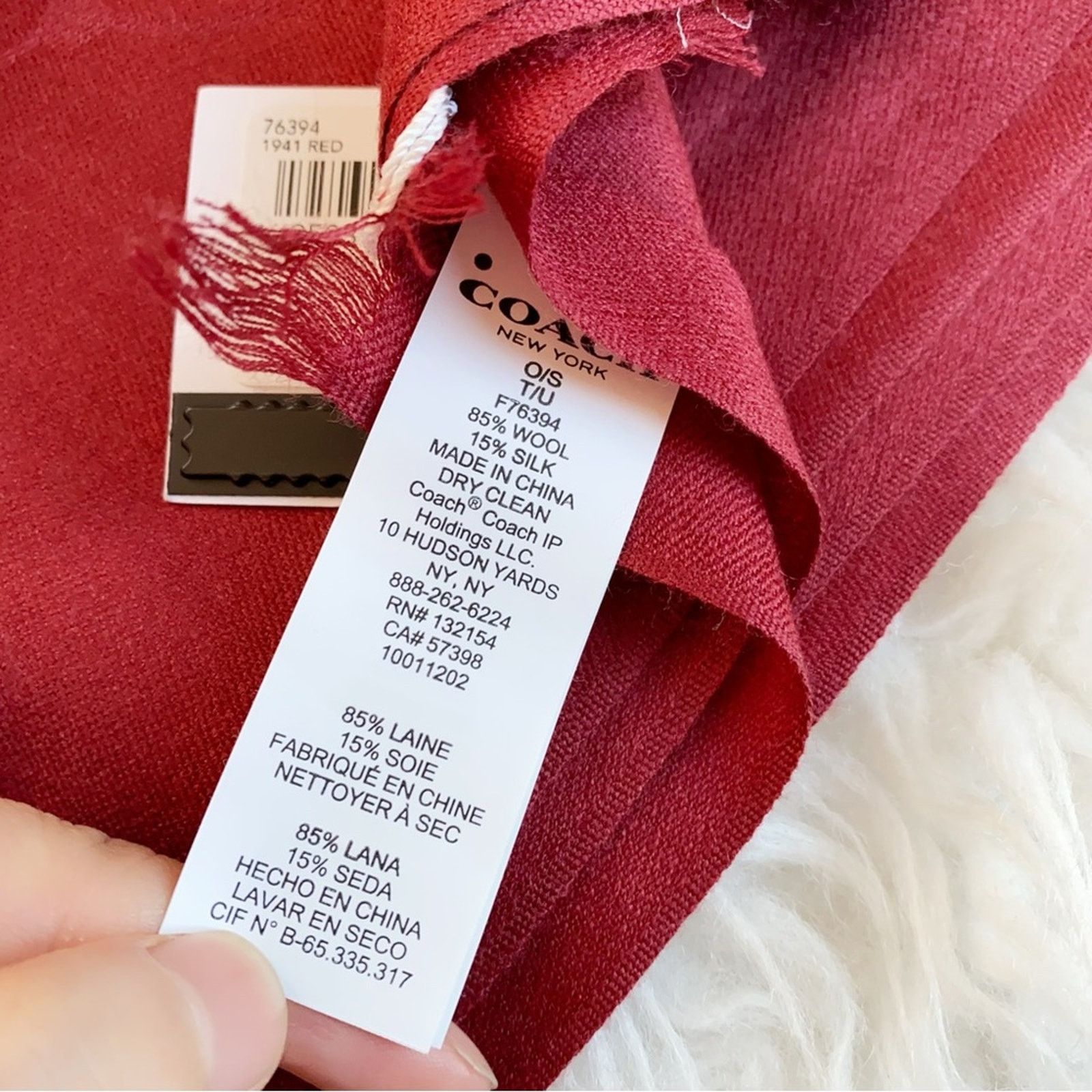 Coach Coach 1941 red Signature Wrap Women's Scarf Size ONE SIZE - 9 Thumbnail