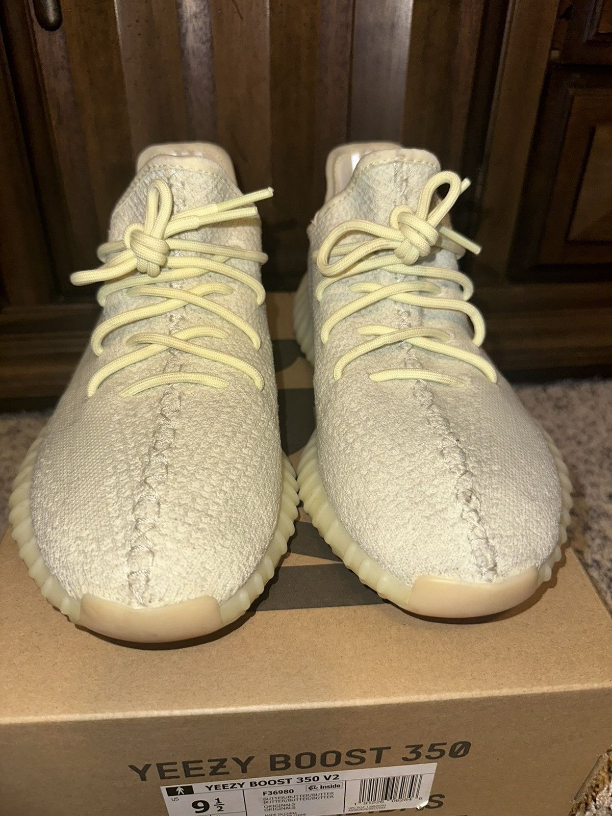 Adidas × Yeezy Yeezy 350 Boost V2 Butter Size US 9.5 / EU 42-43 - 3 Thumbnail