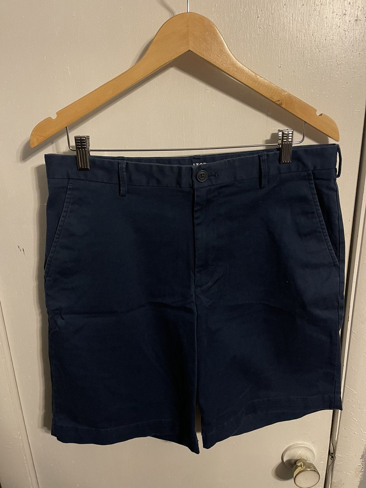 Designer Izod Casual Shorts Size US 32 / EU 48 - 1 Thumbnail