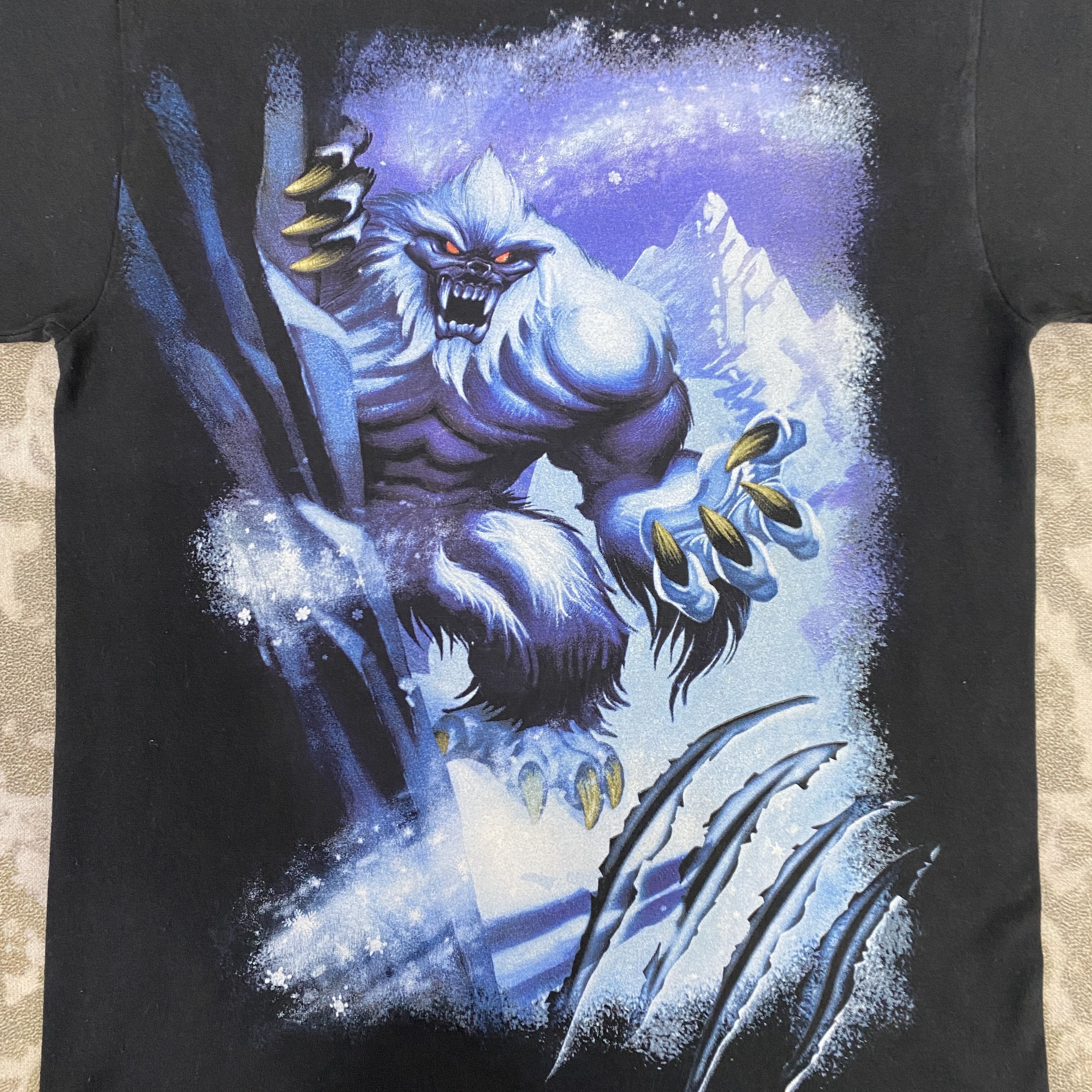 Disney Vintage Expedition Everest TShirt - I074 Size US S / EU 44-46 / 1 - 3 Thumbnail