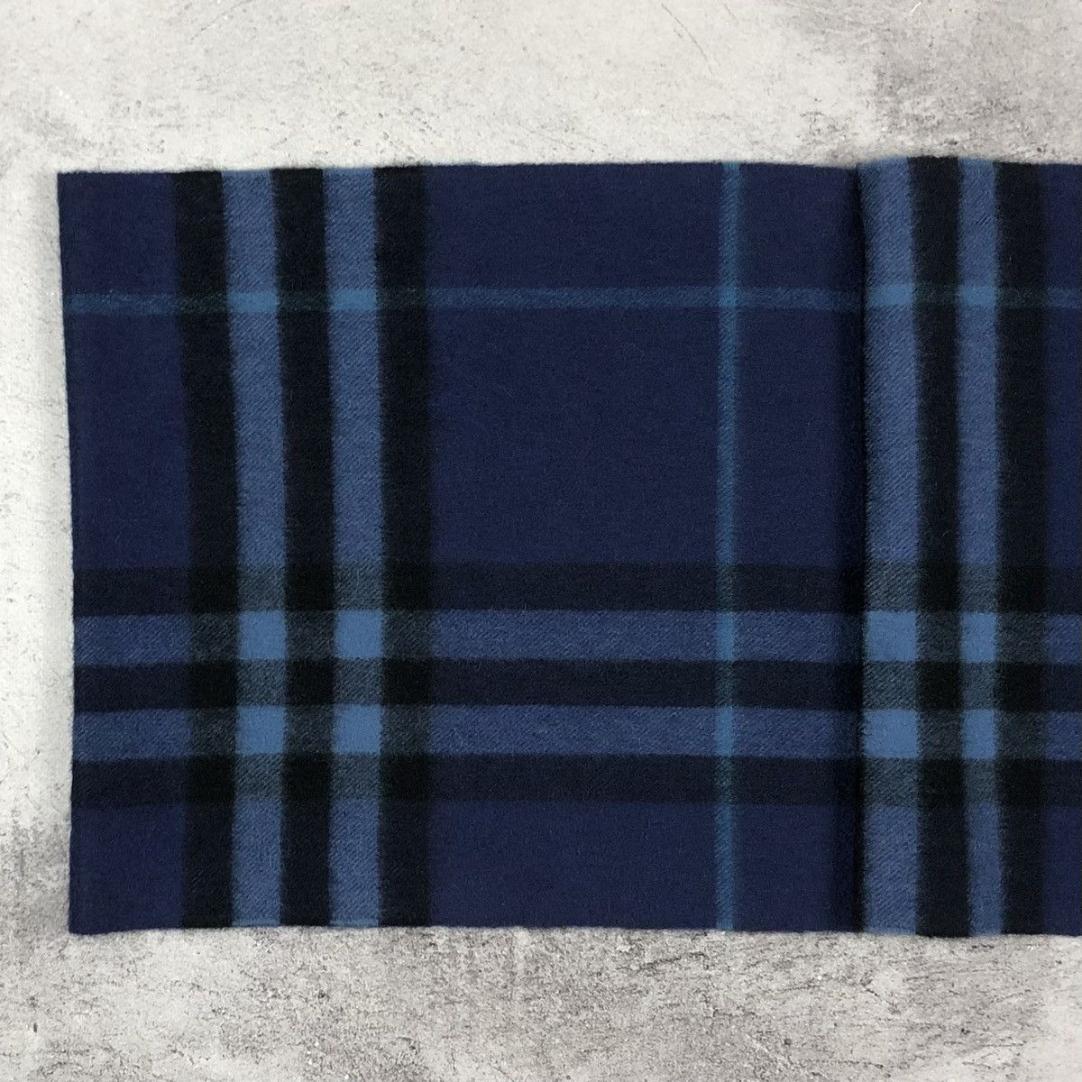Burberry Burberry Cashmere Snood Scarf Tube Muffler Size ONE SIZE - 18 Thumbnail
