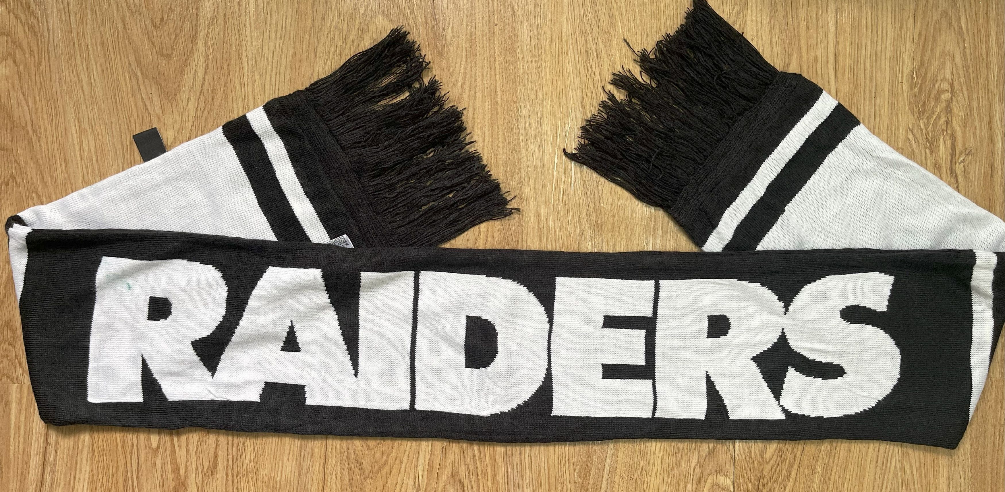GU Raiders X GU Scarf / Muffler / Accessories - 6034 Size ONE SIZE - 9 Thumbnail