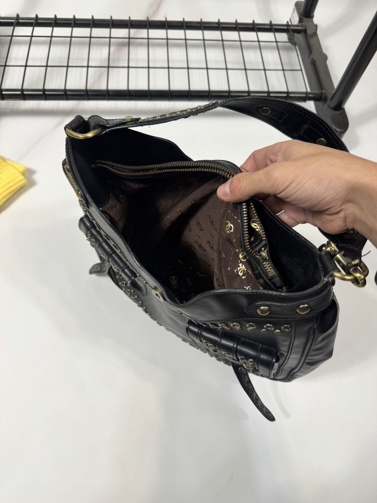 Guess Rare Guess Leather Studded Y2k Shoulder Bag Size ONE SIZE - 11 Thumbnail