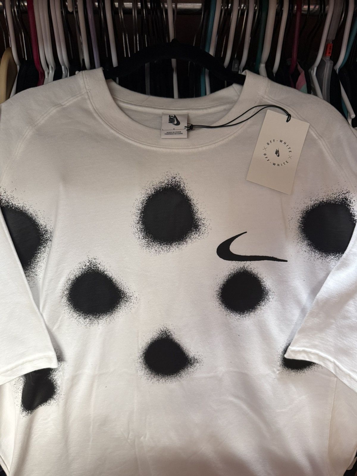 Off-White Off-White Nike Virgil Abloh Spray Dot Tee Size US L / EU 52-54 / 3 - 2 Thumbnail