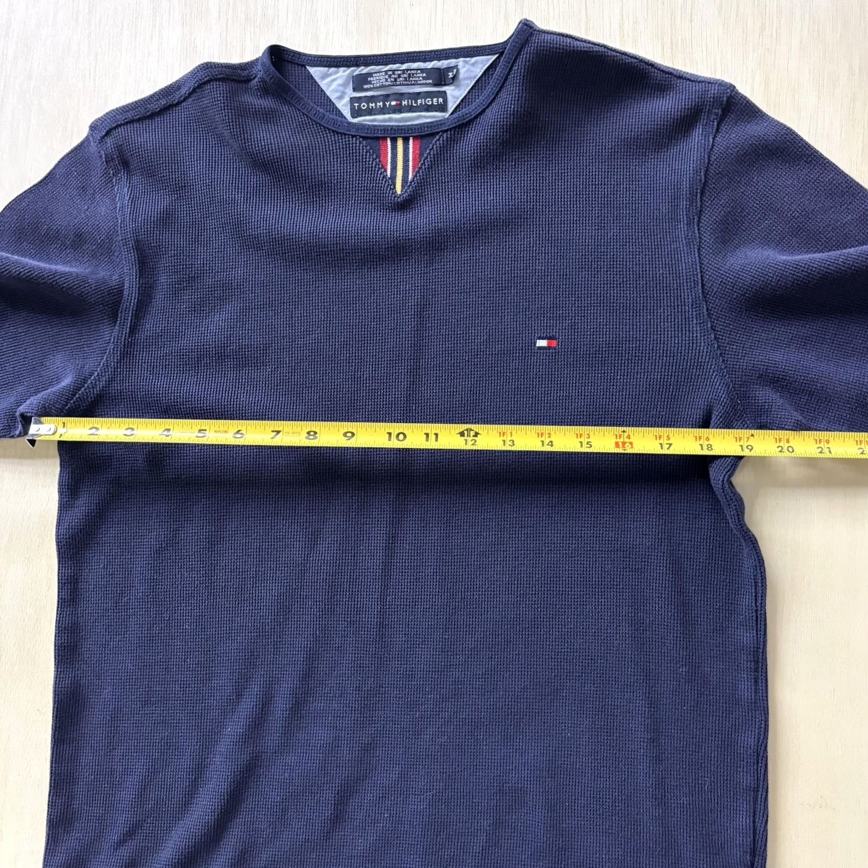 Tommy Hilfiger Tommy Hilfiger Sweater Mens Medium Navy Solid V Neck Thermal Knit Pullover Size US M / EU 48-50 / 2 - 4 Thumbnail