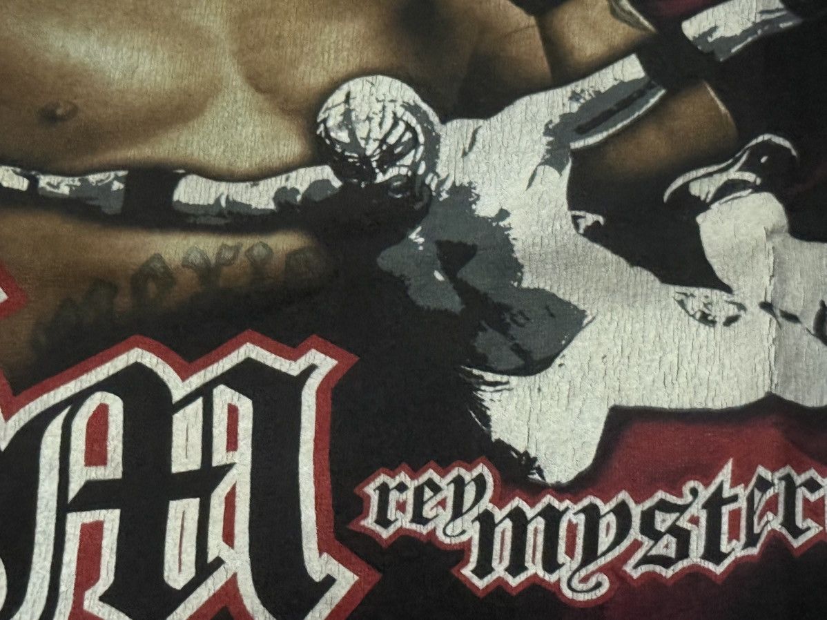 Vintage Vintage 2000s WWE Rey Mysterio T Shirt Size US M / EU 48-50 / 2 - 4 Thumbnail