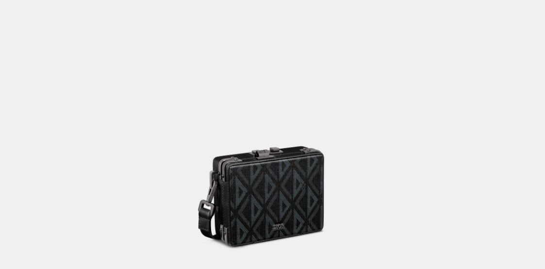 Dior o1w1db10325 2LXCA03 Size: OS / Lock Micro Case in Black Size ONE SIZE - 2 Thumbnail