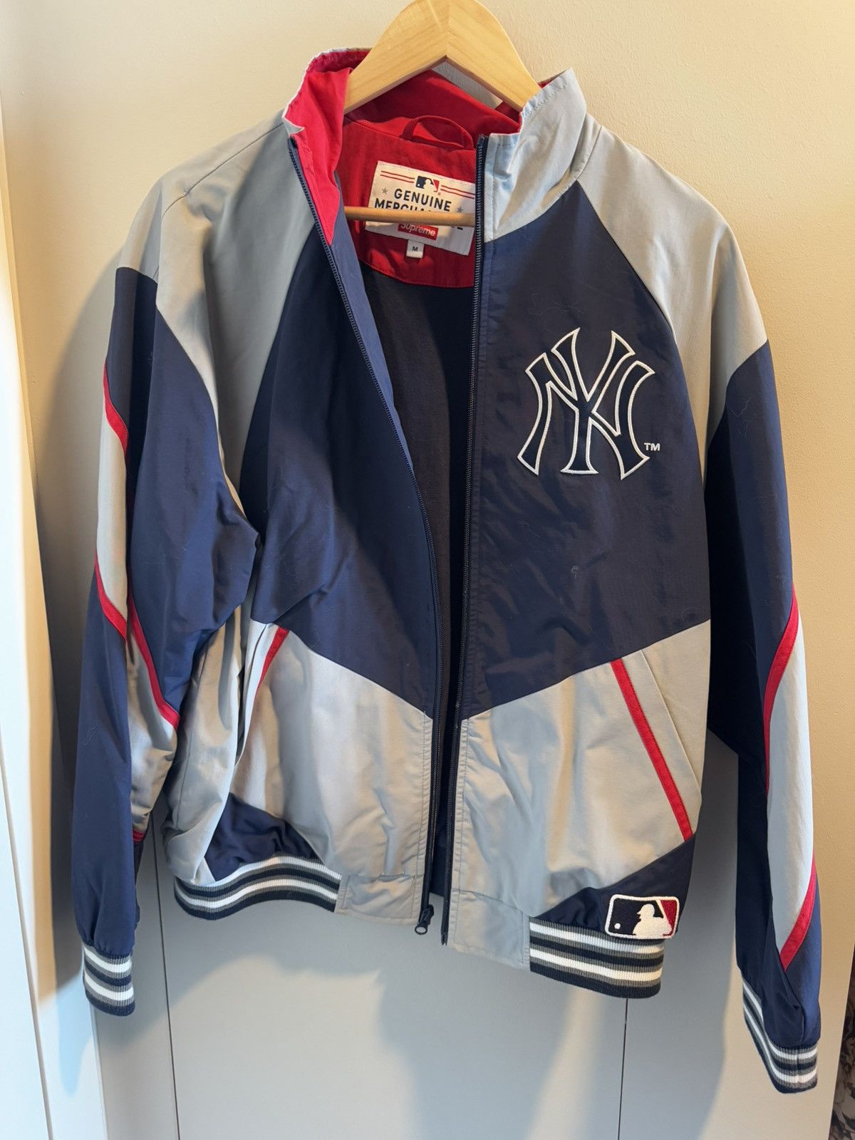 Supreme 2021 Supreme x New York Yankees Track Jacket 'Navy' Size US M / EU 48-50 / 2 - 6 Thumbnail