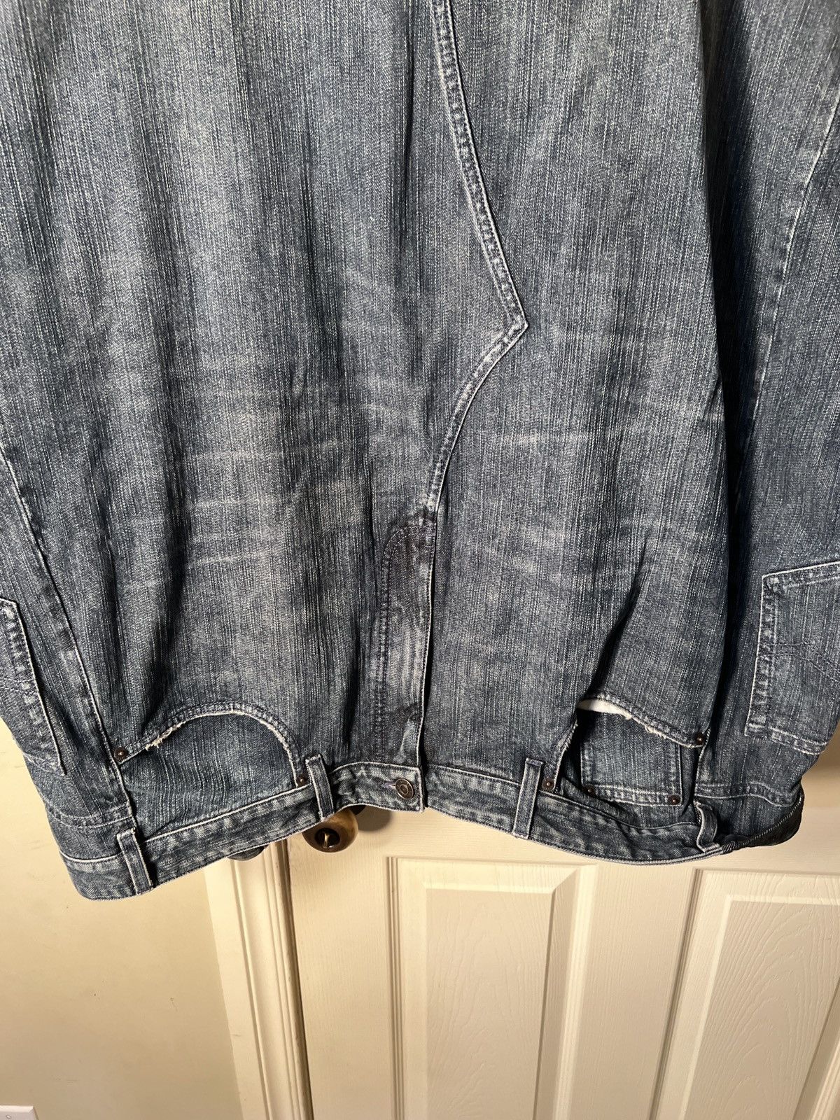 Balenciaga Balenciaga Deconstructed Denim Jacket Size US L / EU 52-54 / 3 - 4 Thumbnail
