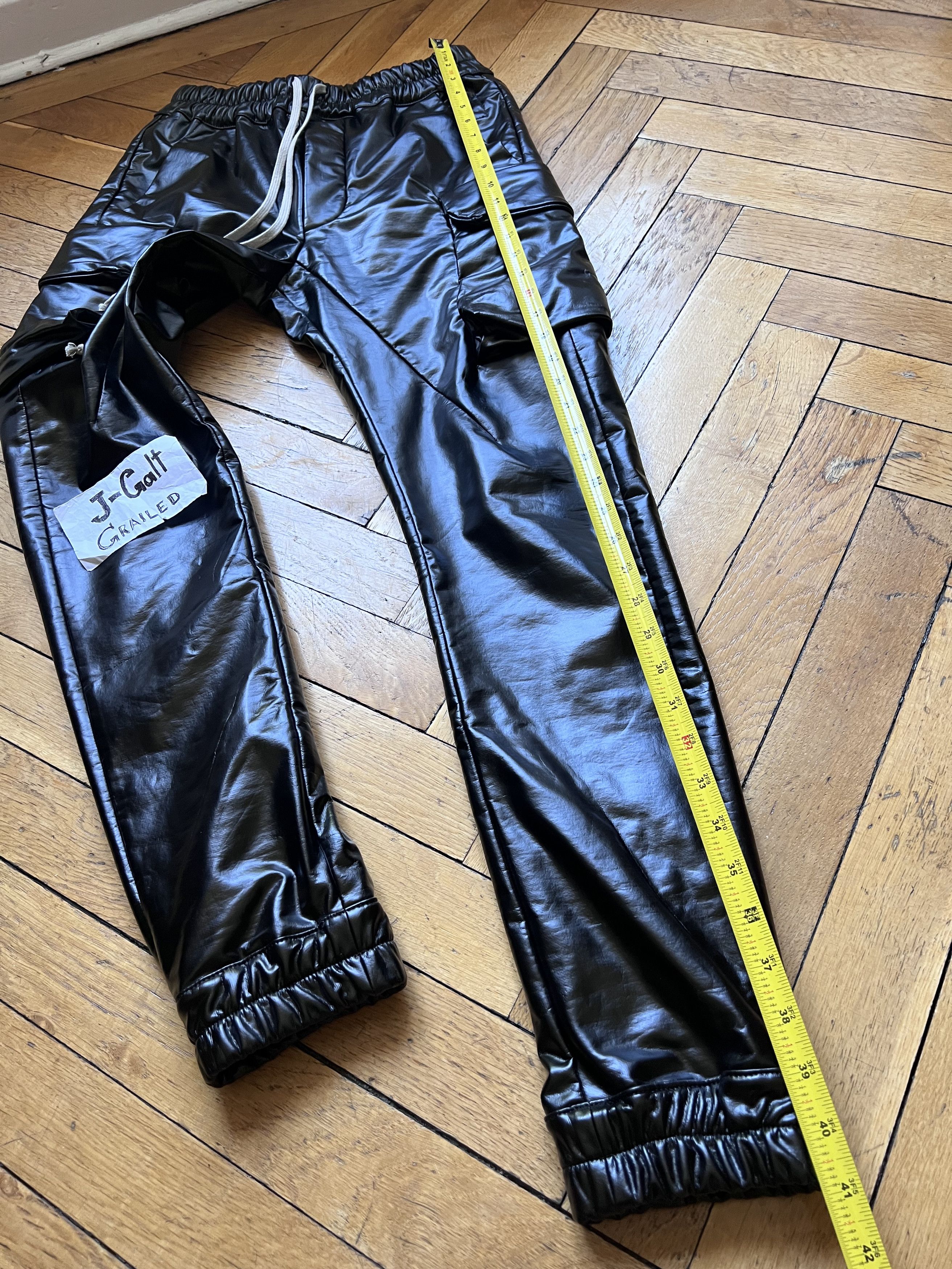 Rick Owens Size "S" Rick Owens Coated Cotton/Poly womens Cargo pant Size 25" / US 0 / IT 36 - 3 Thumbnail