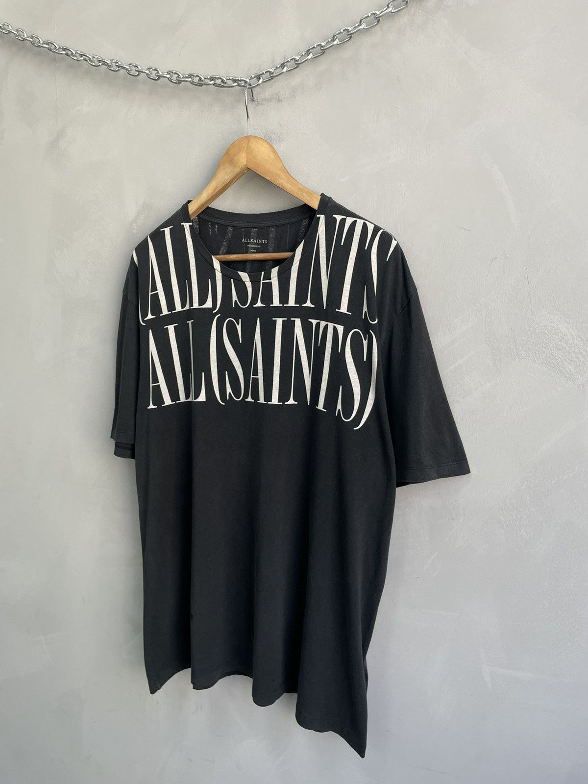 Allsaints All saints Over print y2k monogram t shirt Size US L / EU 52-54 / 3 - 2 Thumbnail
