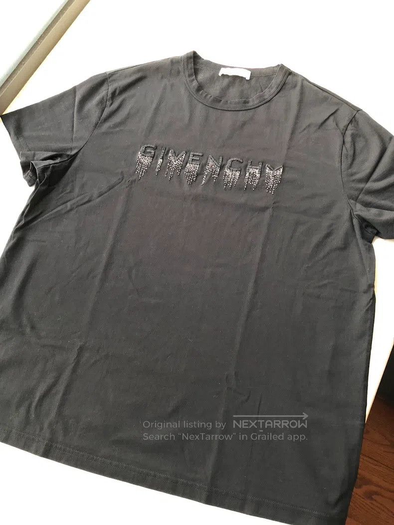 Givenchy Givenchy Black Heavy Embroidery Short Sleeve T-Shirt (Size Size US L / EU 52-54 / 3 - 3 Thumbnail