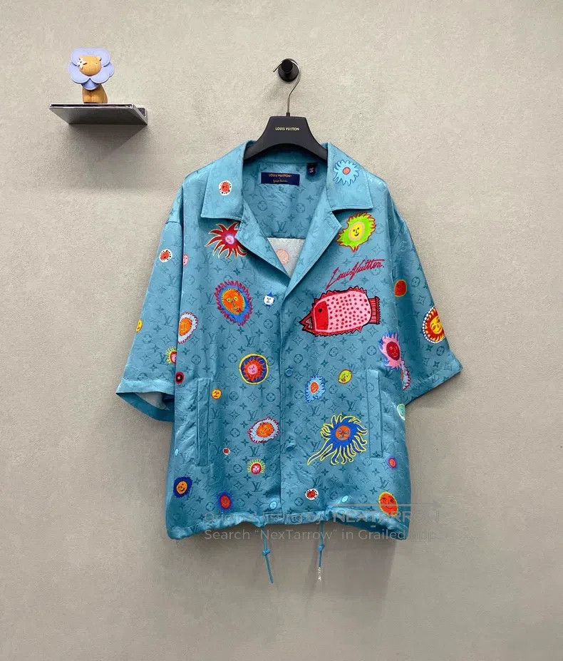 Louis Vuitton Louis Vuitton size 4l Yayoi Kusama Co-branded Short Sleeve Size 48R - 1 Thumbnail