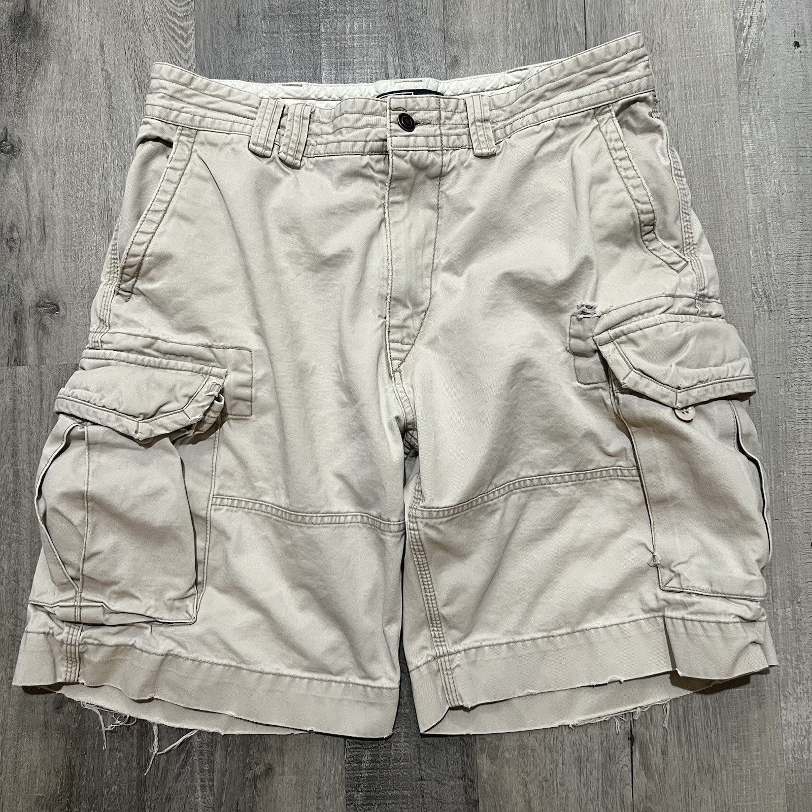 Polo Ralph Lauren Vintage Polo Ralph Lauren Baggy Big Cargo Beige Chino Shorts Size US 36 / EU 52 - 1 Thumbnail