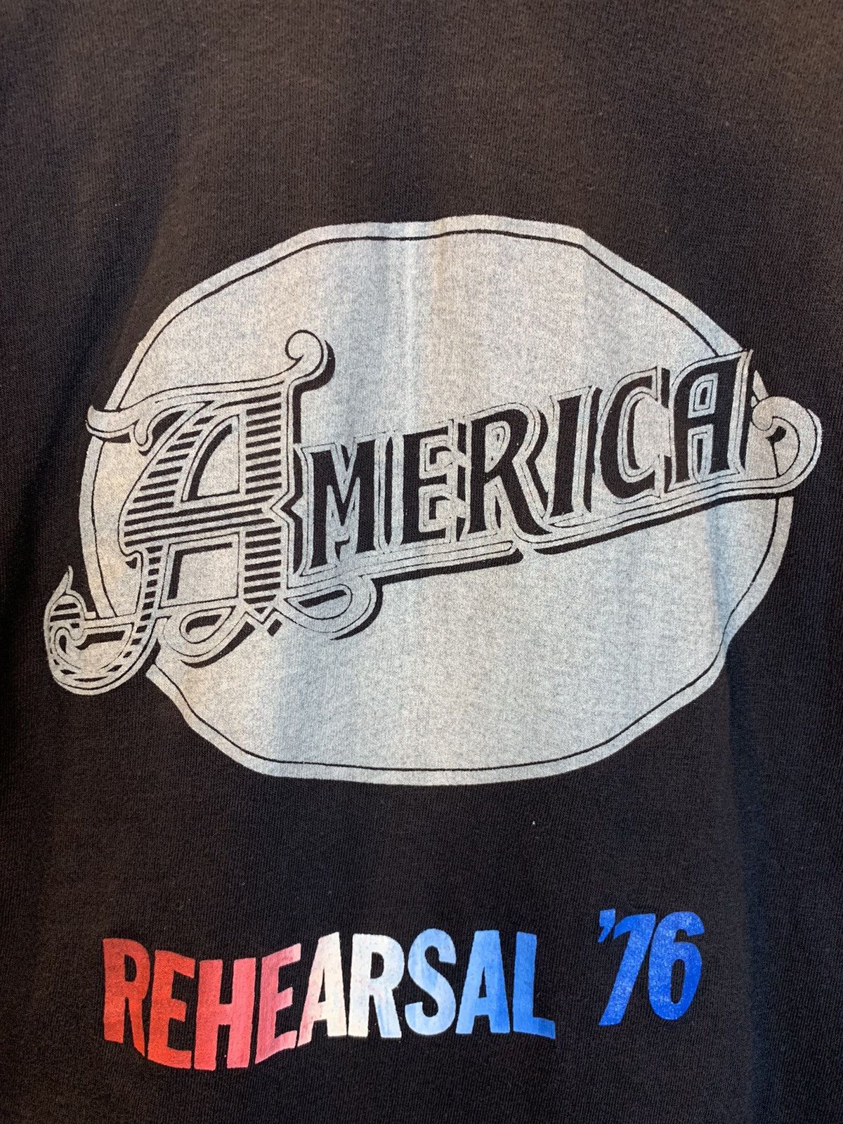 Band Tees × Vintage *RARE* Vintage 1976 America Pirate Sounds Studio Art T-Shirt Size US M / EU 48-50 / 2 - 4 Thumbnail