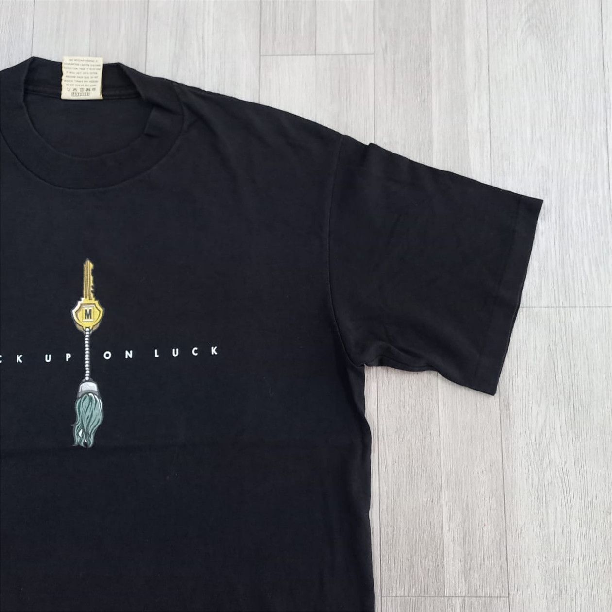 Mossimo Vintage MOSSIMO Limited Edition Surfing SkategangT-shirt Size US L / EU 52-54 / 3 - 3 Thumbnail