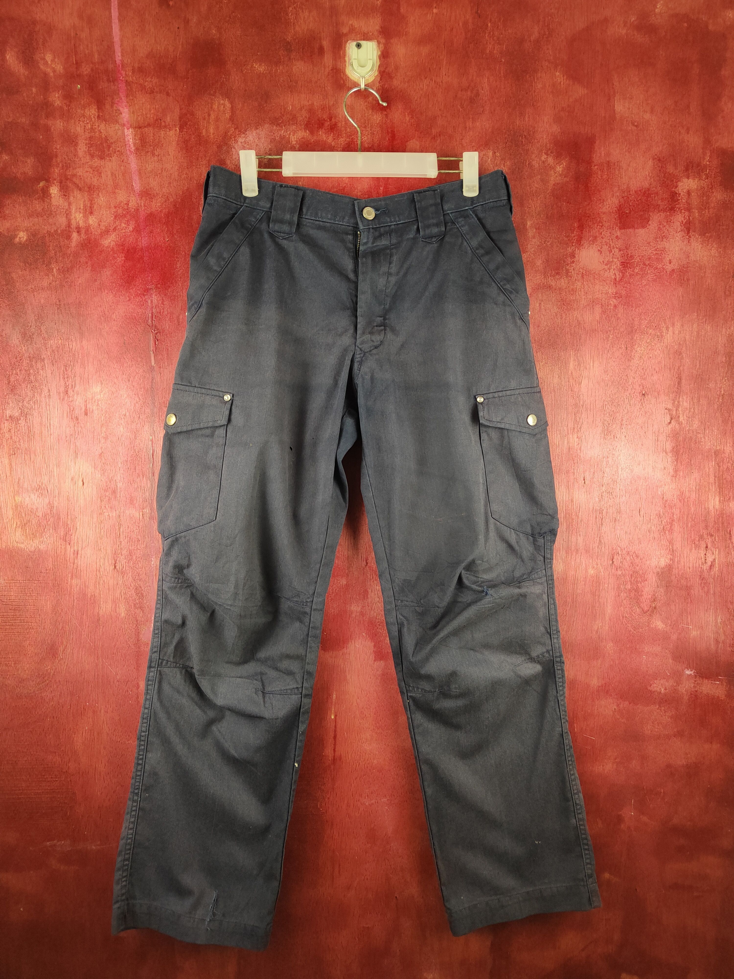 Japanese Brand Vintage Japanese Faded Dark Blue Cargo Pants N#S44 Size US 31 - 1 Thumbnail