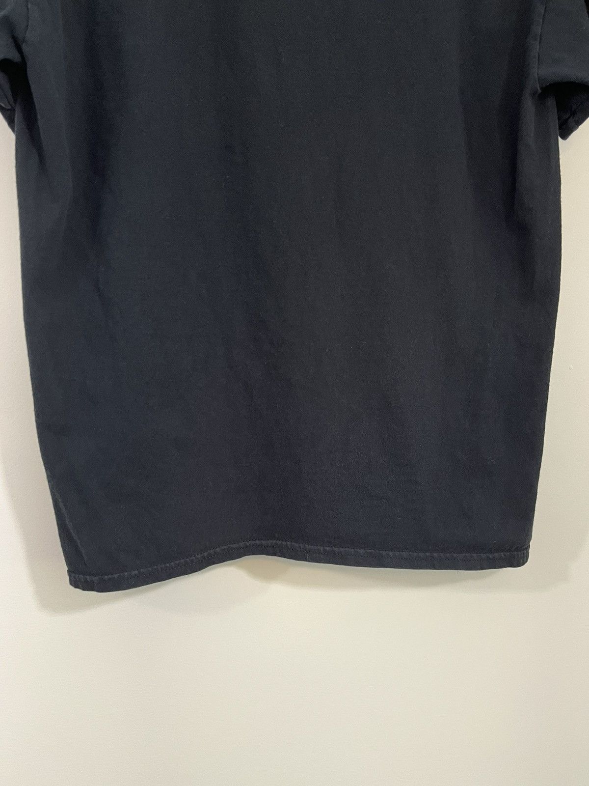 Vintage STREET MATERIAL Faded Black Y2K Tee Size US L / EU 52-54 / 3 - 10 Thumbnail