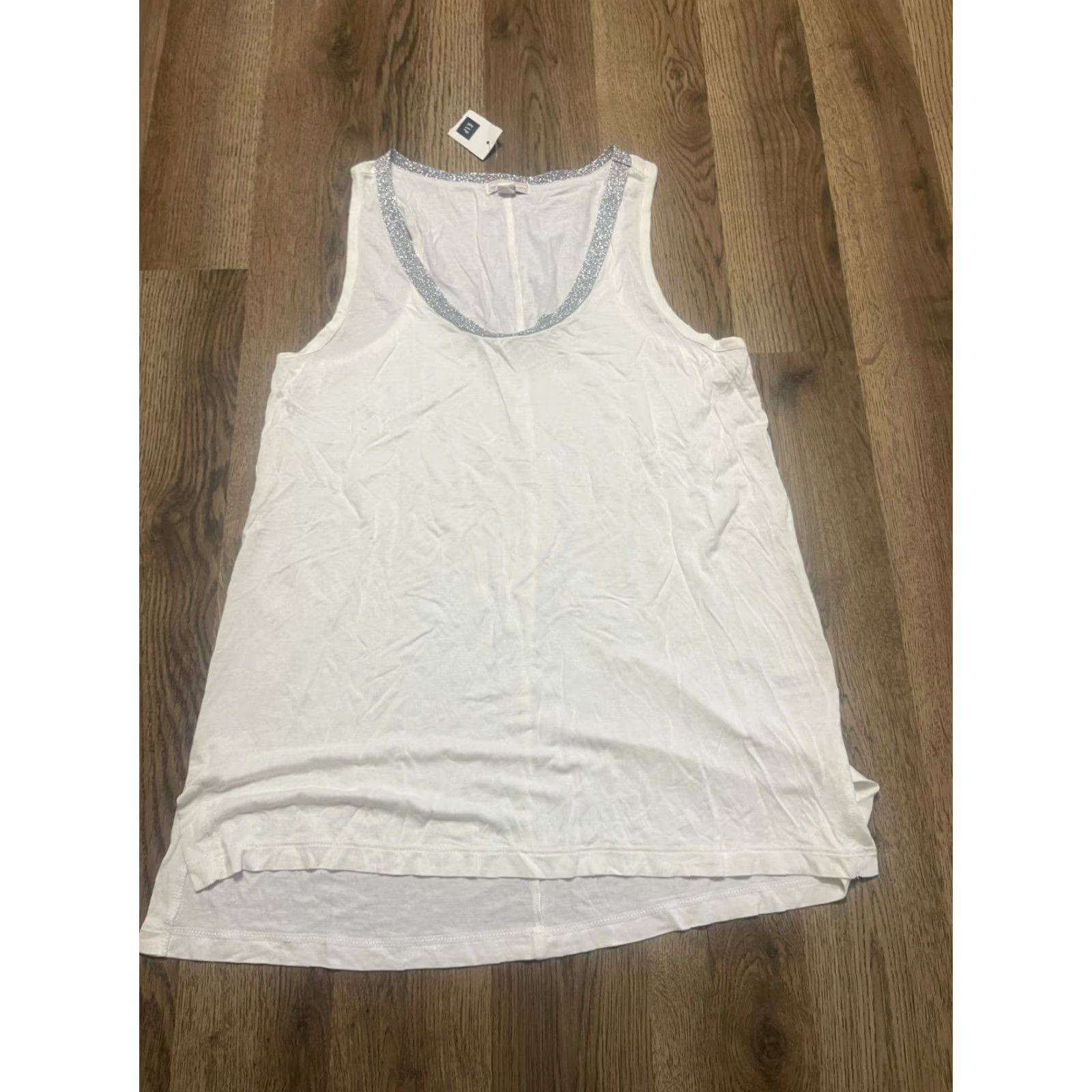 Gap GAP Tank Top Women's Small White Silver Scoop Neck NWT Tank Shirt Casual Basic Size S / US 4 / IT 40 - 2 Thumbnail