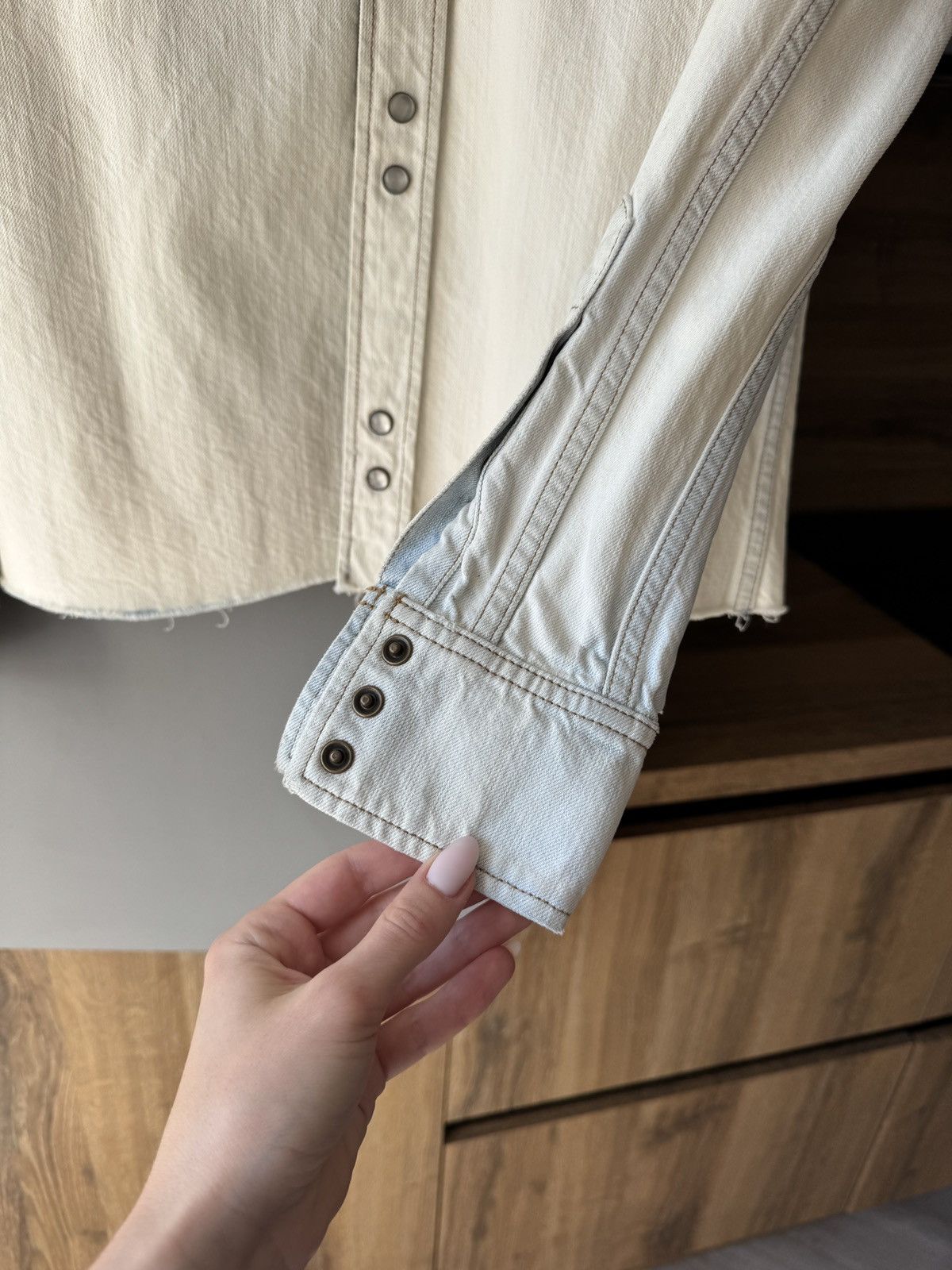 Saint Laurent Paris Saint Laurent SS’19 Western Distressed Denim Shirt Size XS / US 0-2 / IT 36-38 - 5 Thumbnail