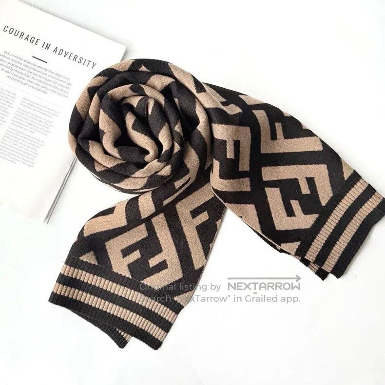 Fendi Fendi Monogram Big Logo Scarf, Classic Double F Pattern, W Size ONE SIZE - 2 Thumbnail