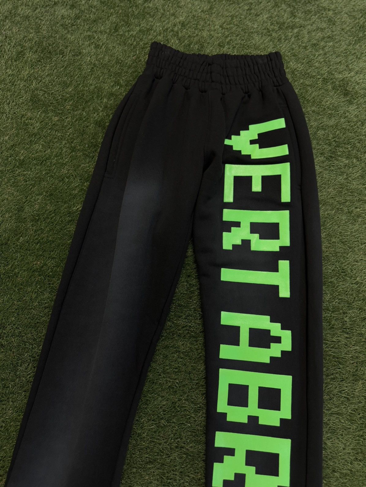 Vertabrae Vertabrae Sweatpants Green/Black Size M (NEW) Size US 30 / EU 46 - 3 Thumbnail