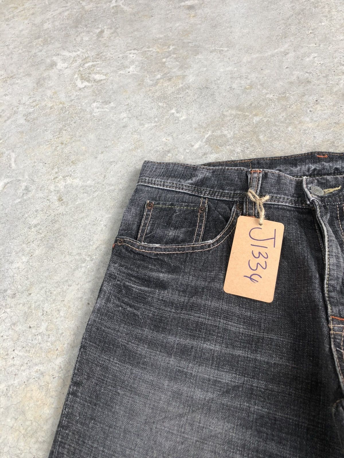 If Six Was Nine Japanese GL Heart Flared Jeans Distressed Denim Size US 33 - 14 Thumbnail