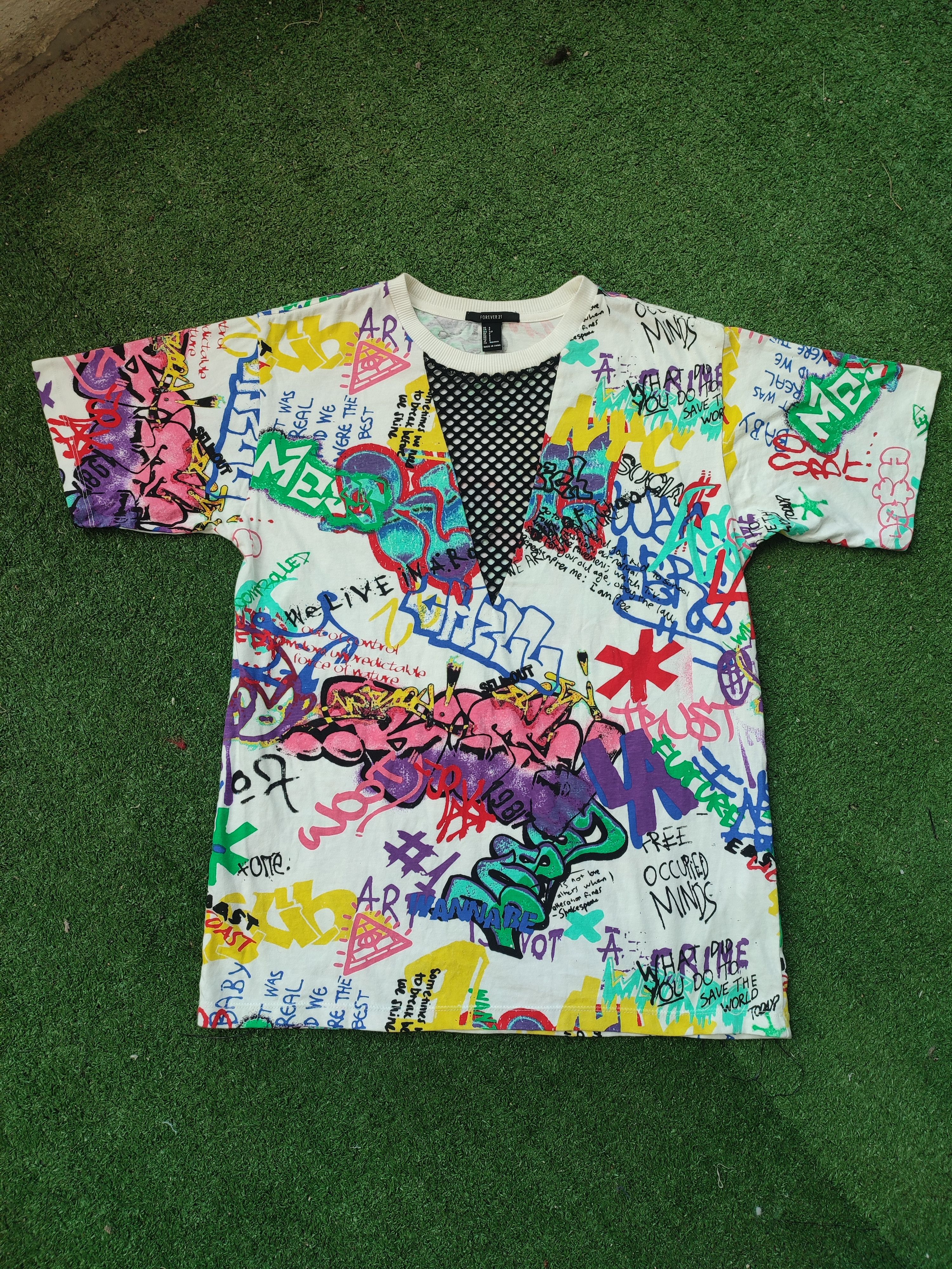 Forever 21 Crazy Rare Art Design by Forever 21 Tees Size US L / EU 52-54 / 3 - 1 Thumbnail