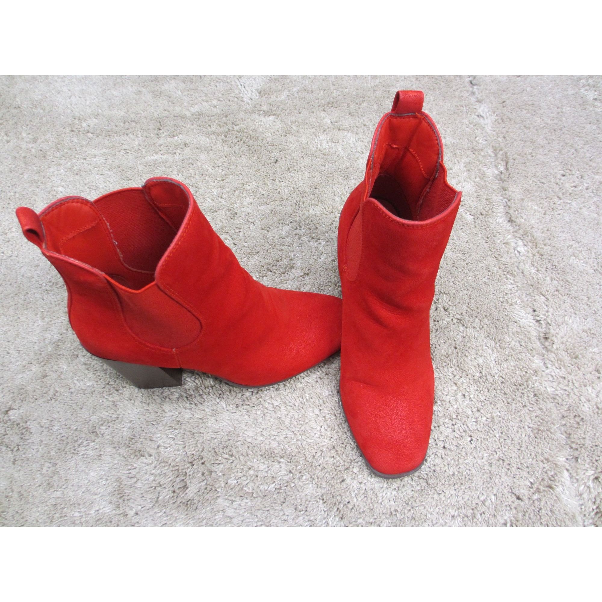Other JOURNEE COLLECTION WOMENS PULL ON RED ANKLE BOOTS 7 Size US 7 / IT 37 - 3 Thumbnail