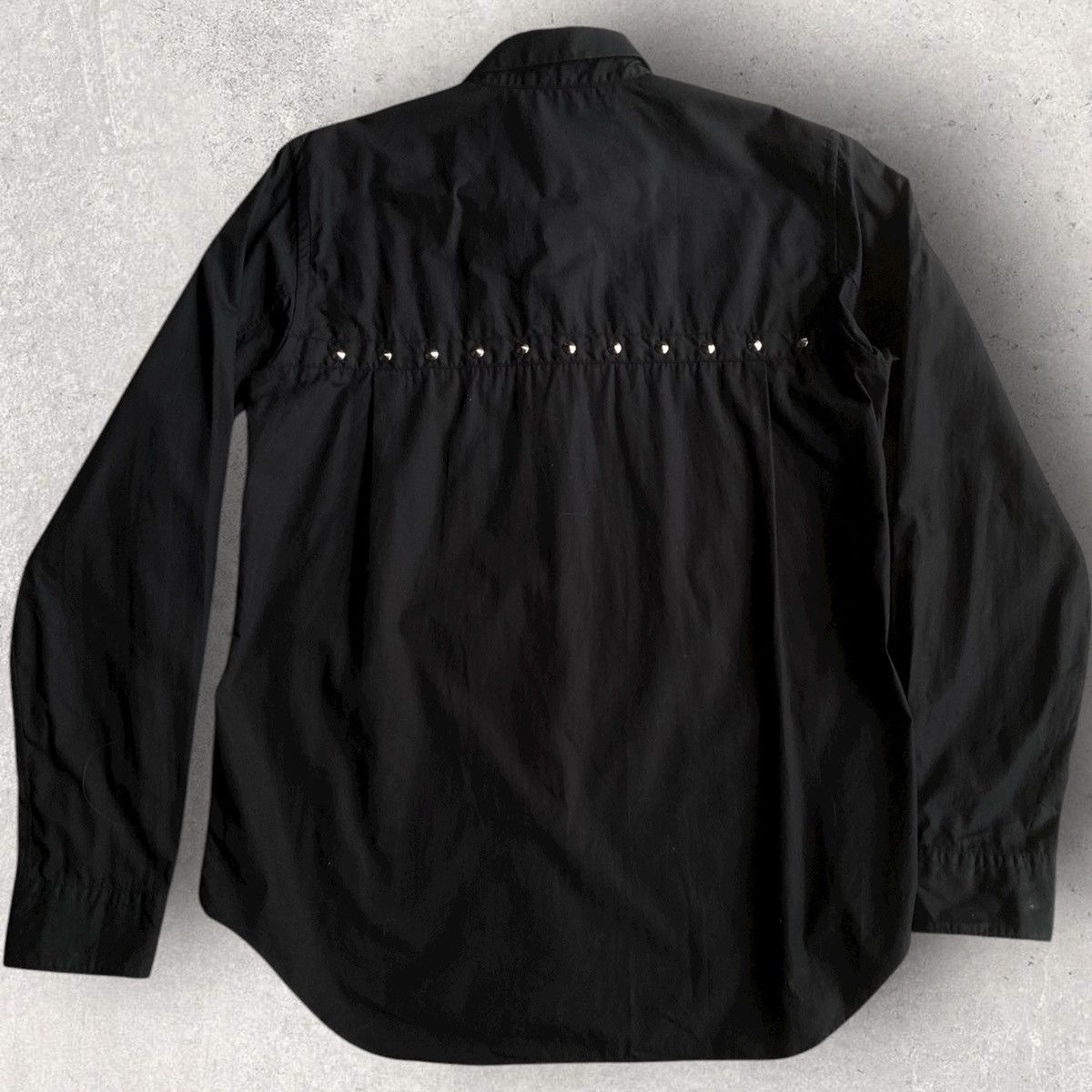Comme des Garcons Fall17-18 Back Studded Shirt Size US M / EU 48-50 / 2 - 4 Thumbnail