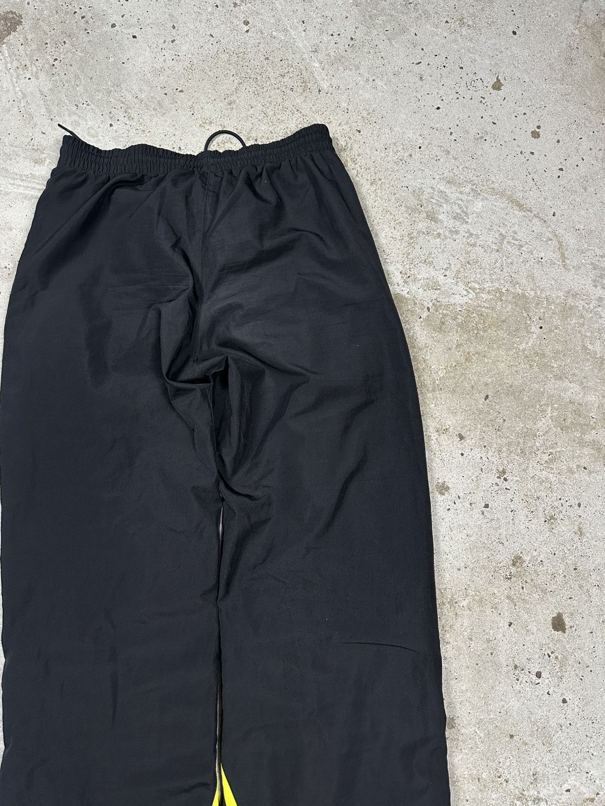 Puma Puma x Borussia Dortmund Black Baggy Track Pants Size US 30 / EU 46 - 15 Thumbnail