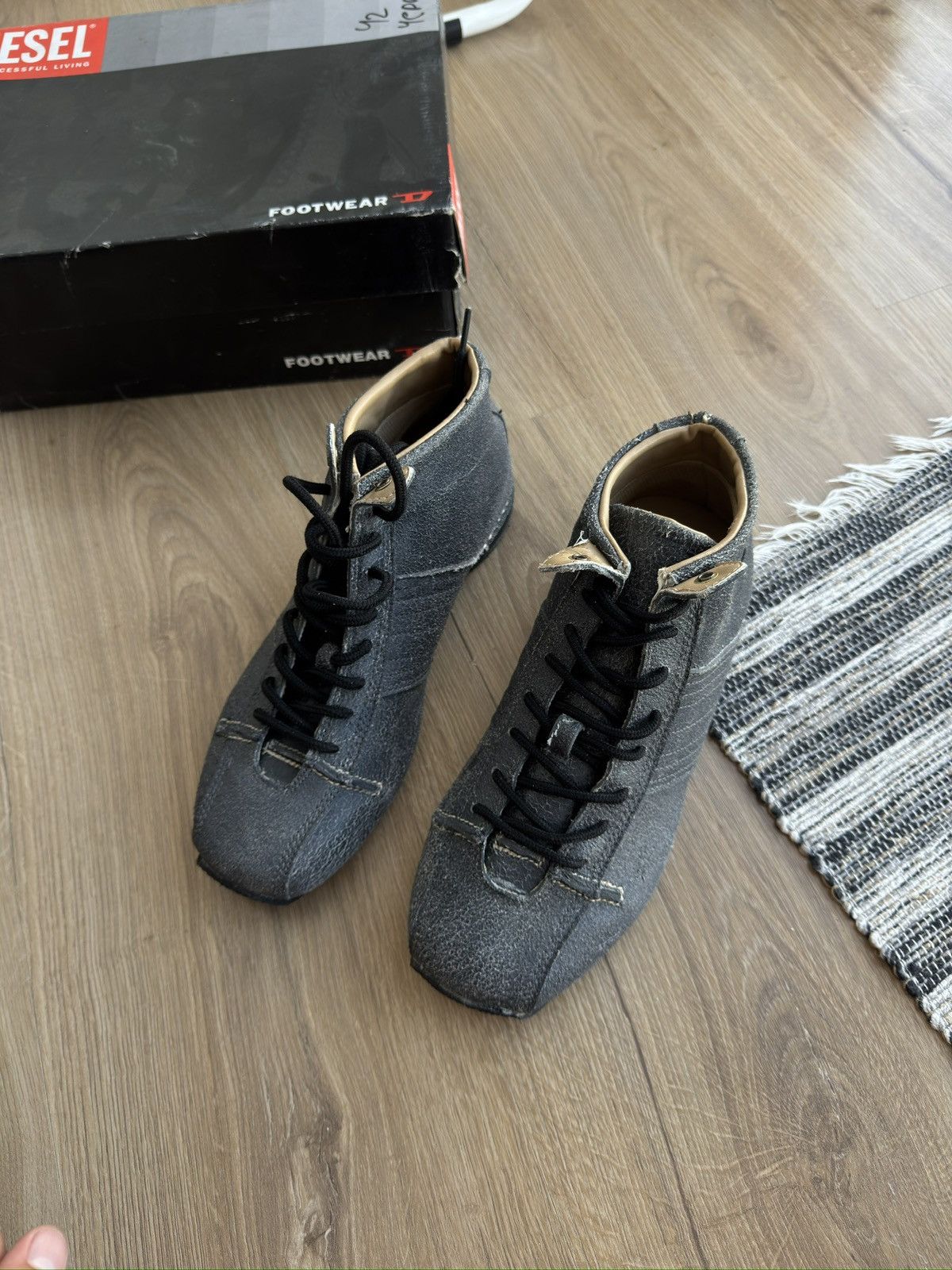 Diesel DIESEL ARCHIVAL 90s RETRO LEATHER BOOTS GREY SHOES Size US 8 / EU 41 - 3 Thumbnail